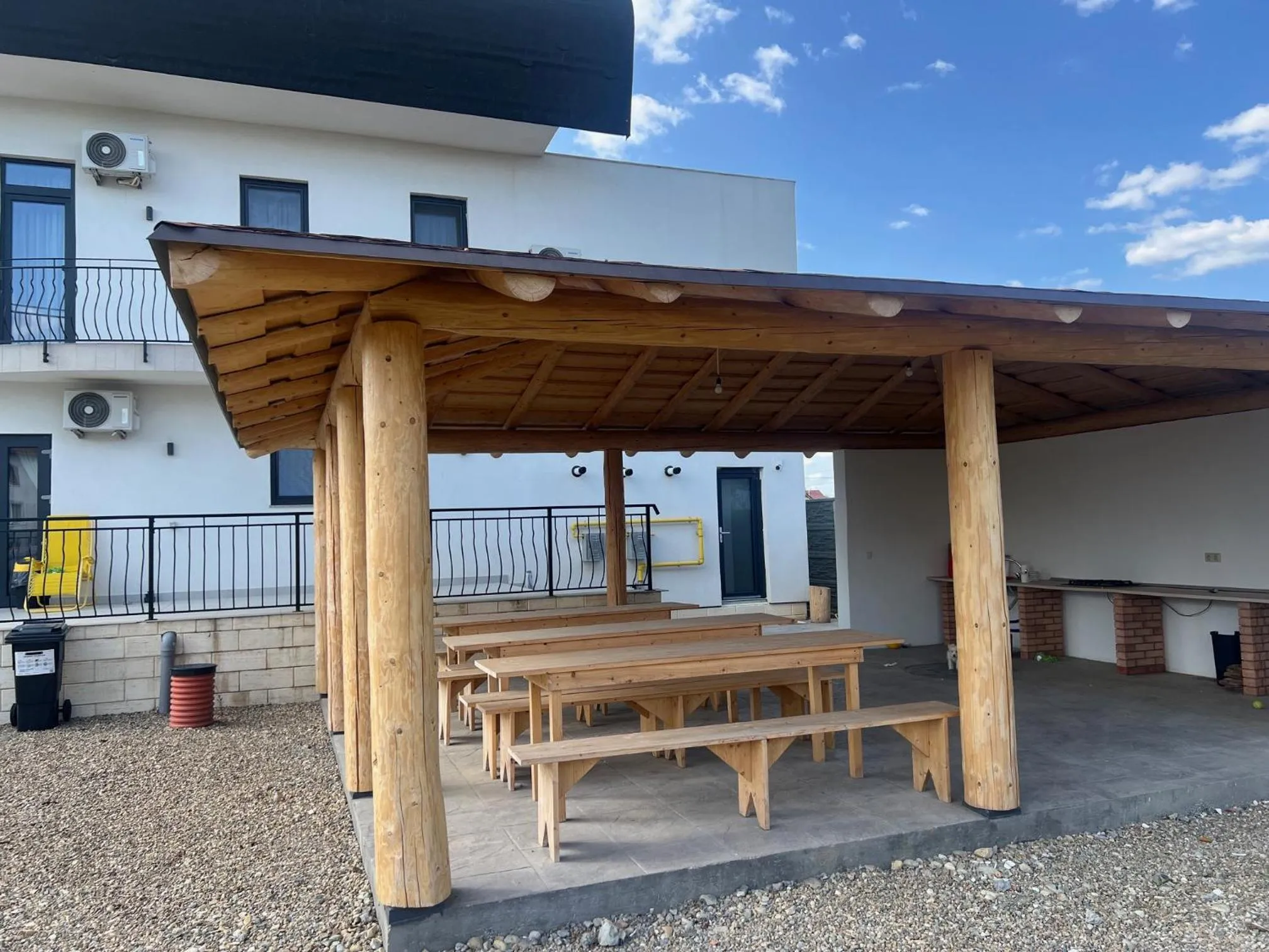 BBQ facilities in Villa Class