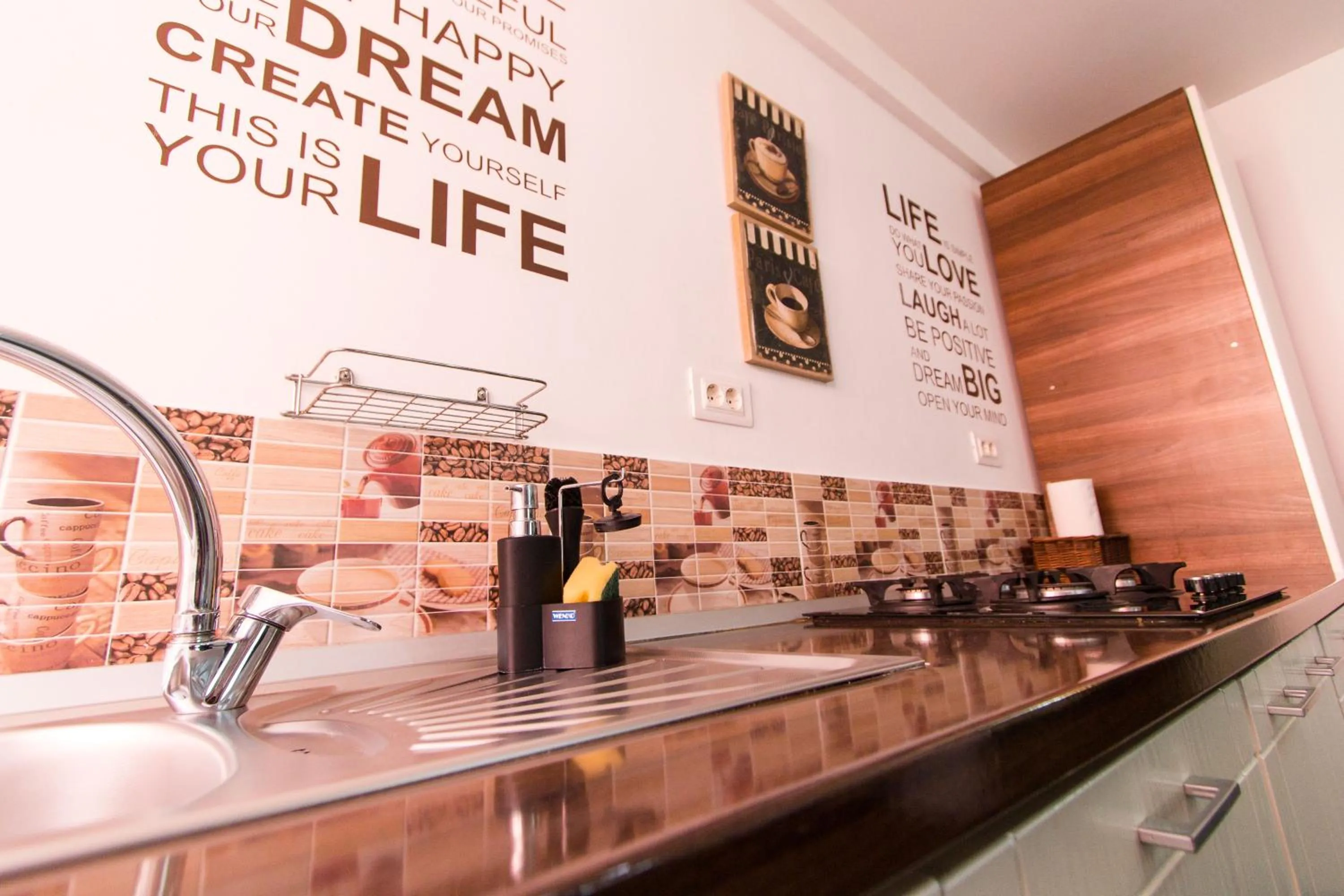 Kitchen or kitchenette in Hotel Jolie Apartments