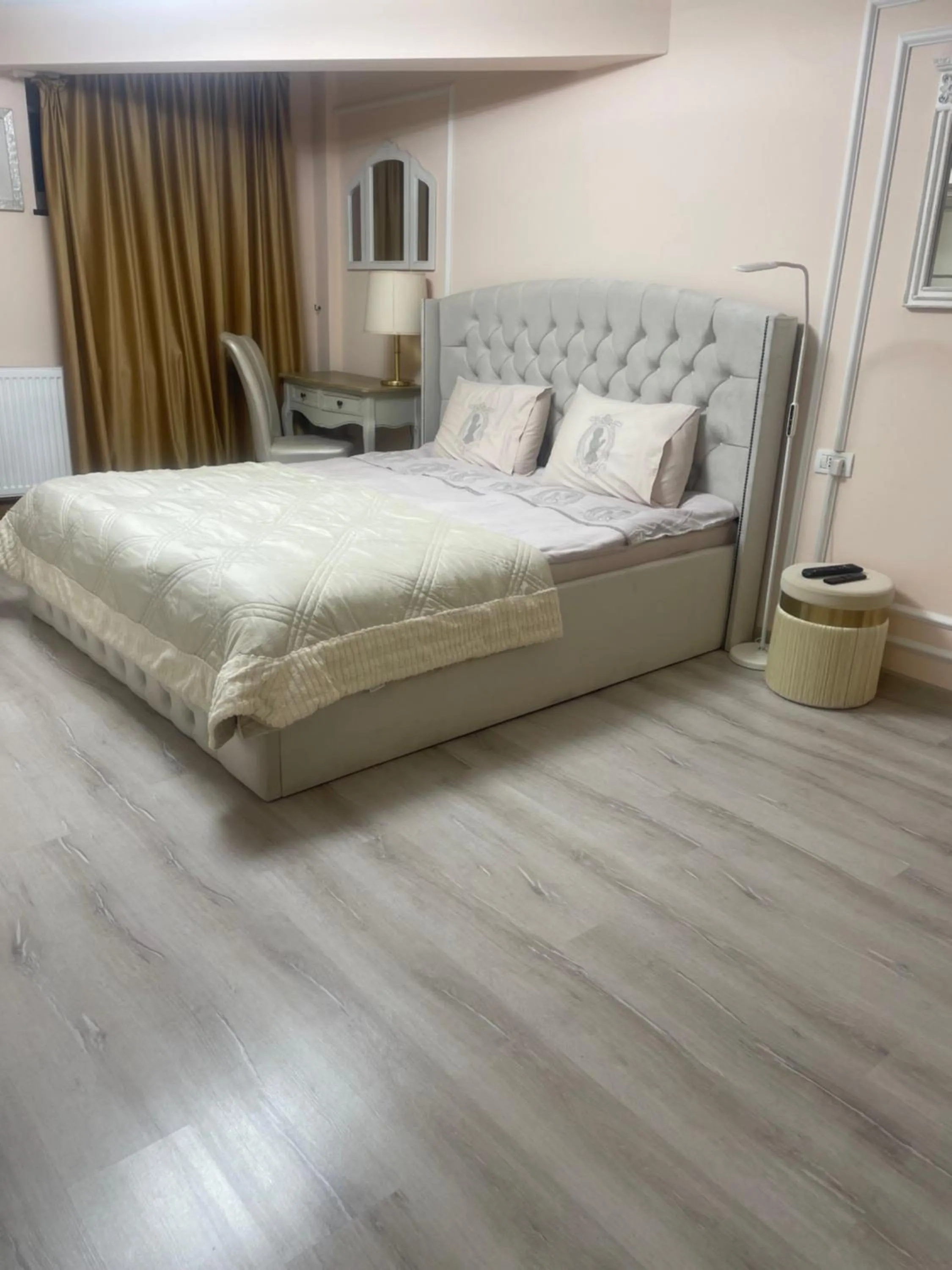 Bed in Hotel Jolie Apartments