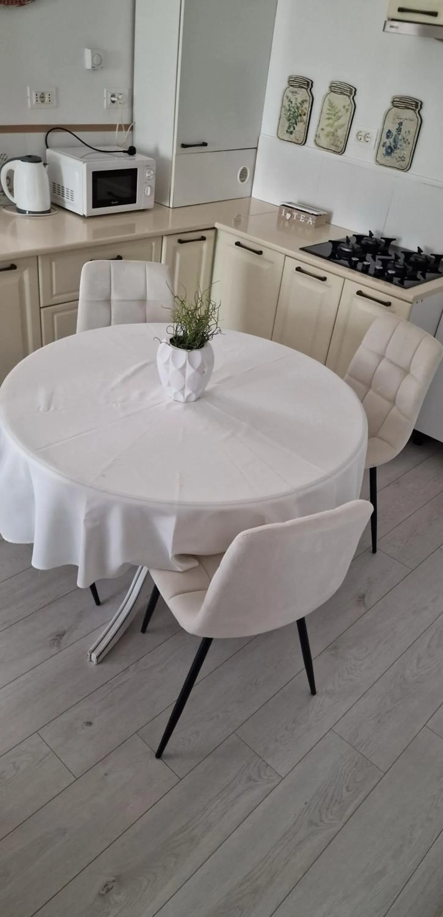 Dining area in Hotel Jolie Apartments
