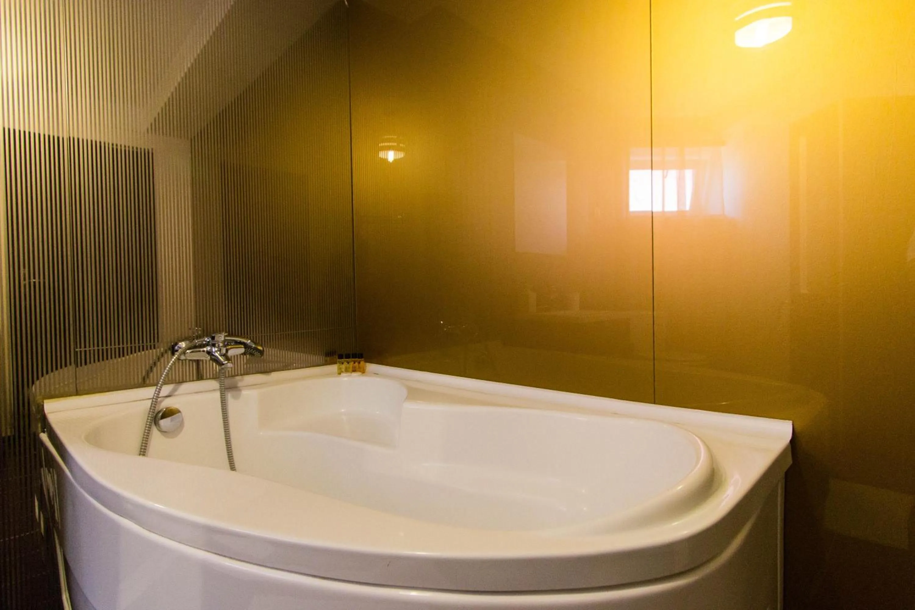 Bathroom in Hotel Jolie Apartments