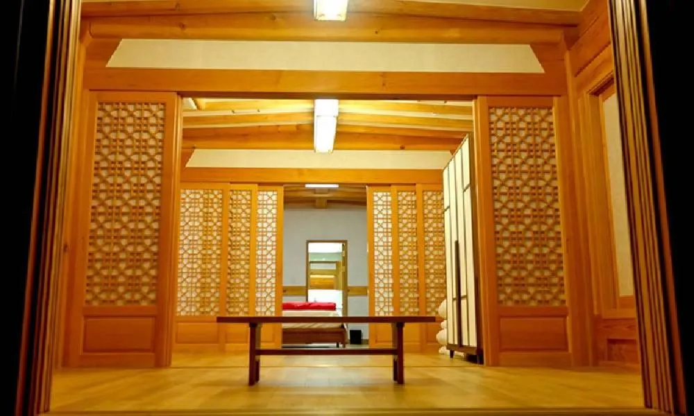Property building in Hwangnamguan Hanok Village