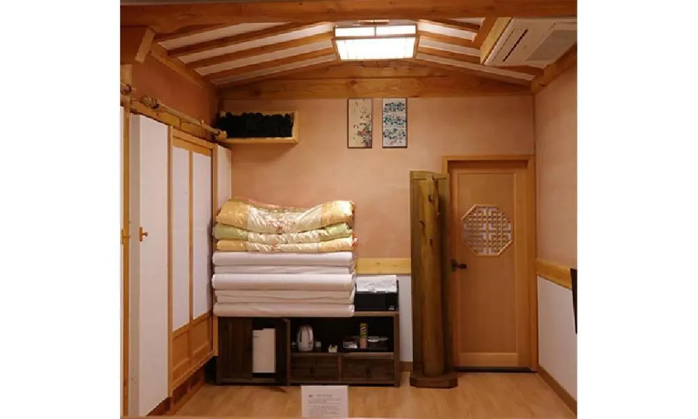 Bedroom, Bed in Hwangnamguan Hanok Village