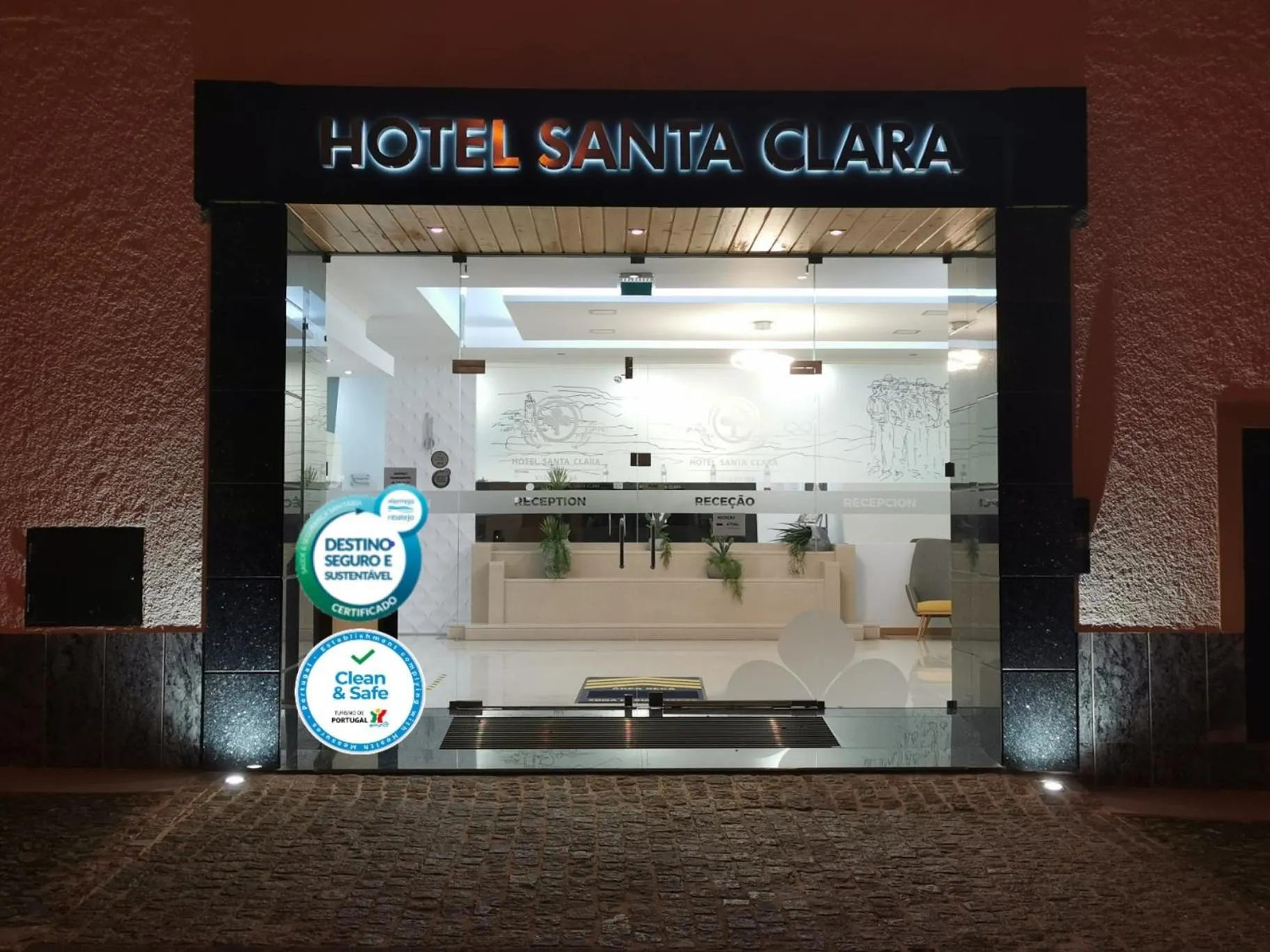 Facade/entrance in Hotel Santa Clara