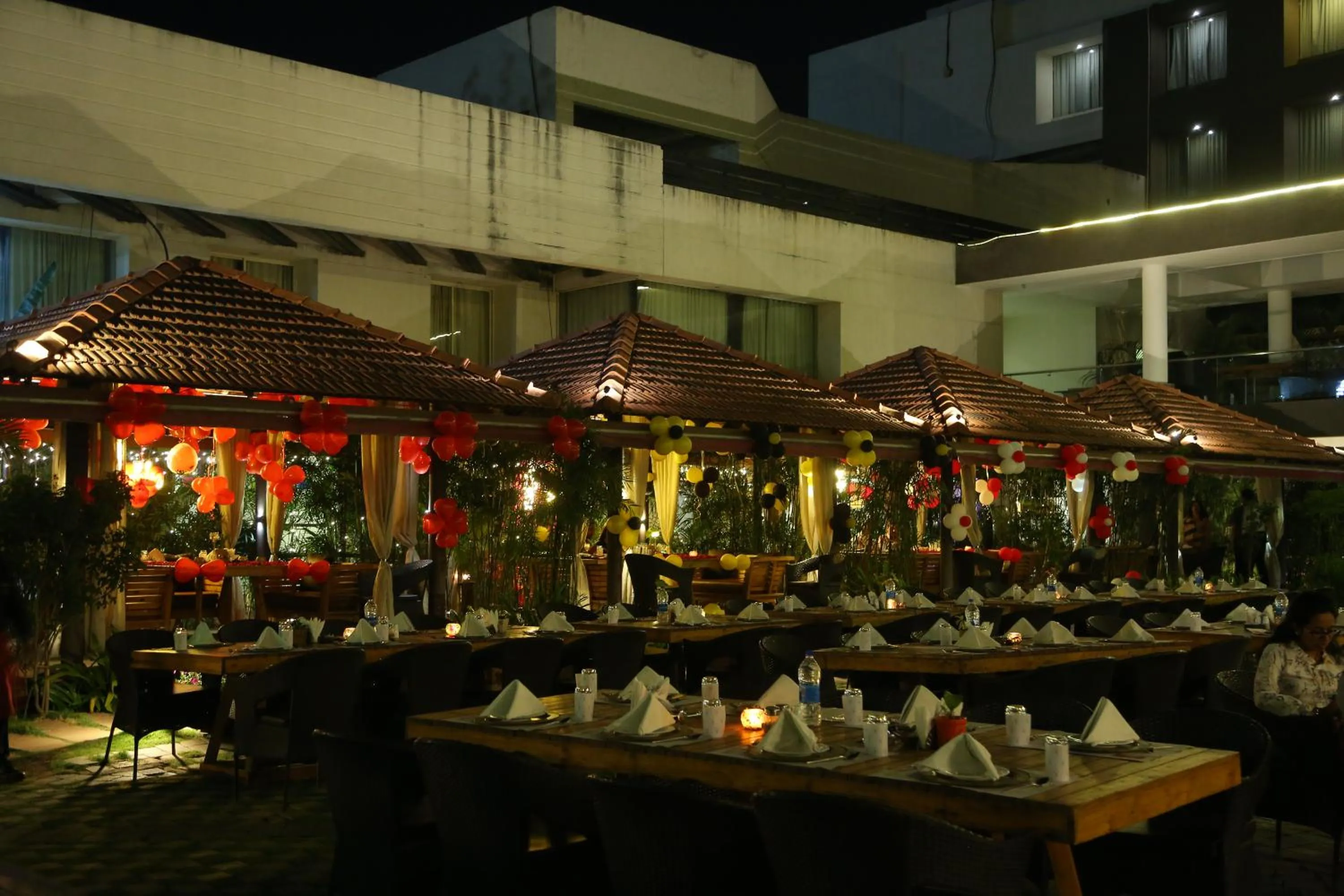 Restaurant/places to eat in Monk's Nirvanaa Hotel & Resort