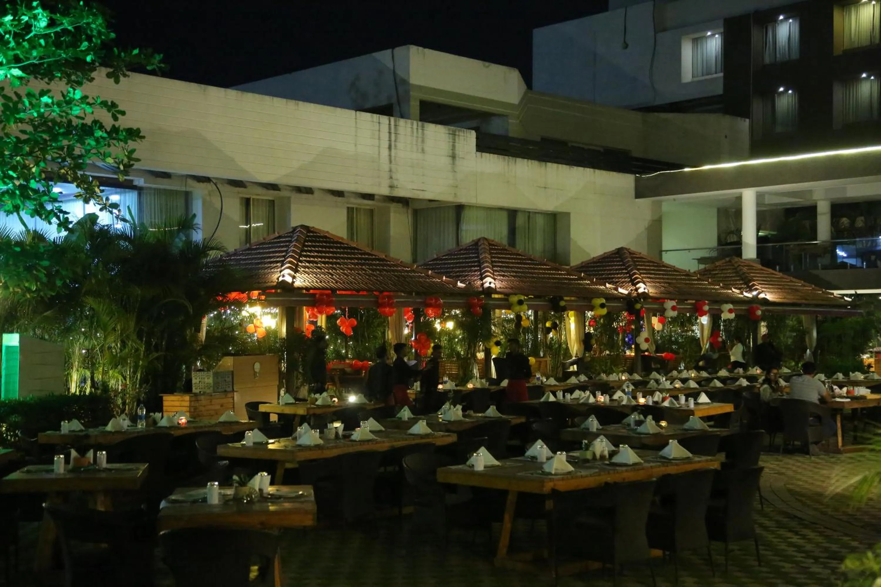 Restaurant/places to eat in Monk's Nirvanaa Hotel & Resort