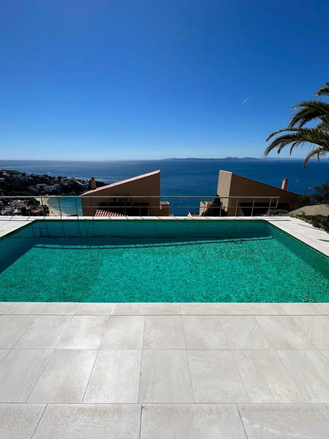 Swimming pool in Almadrava Dream: Costa Brava