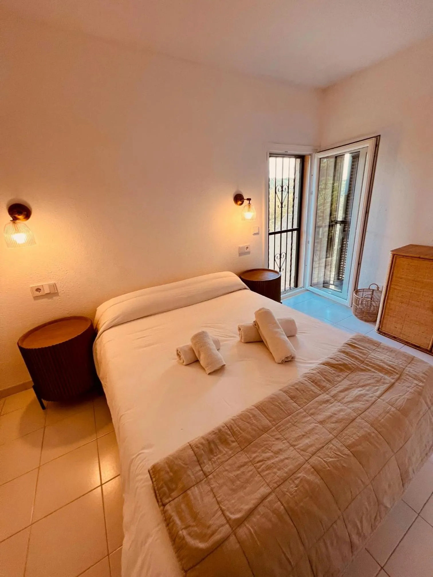 Bed in Almadrava Dream: Costa Brava