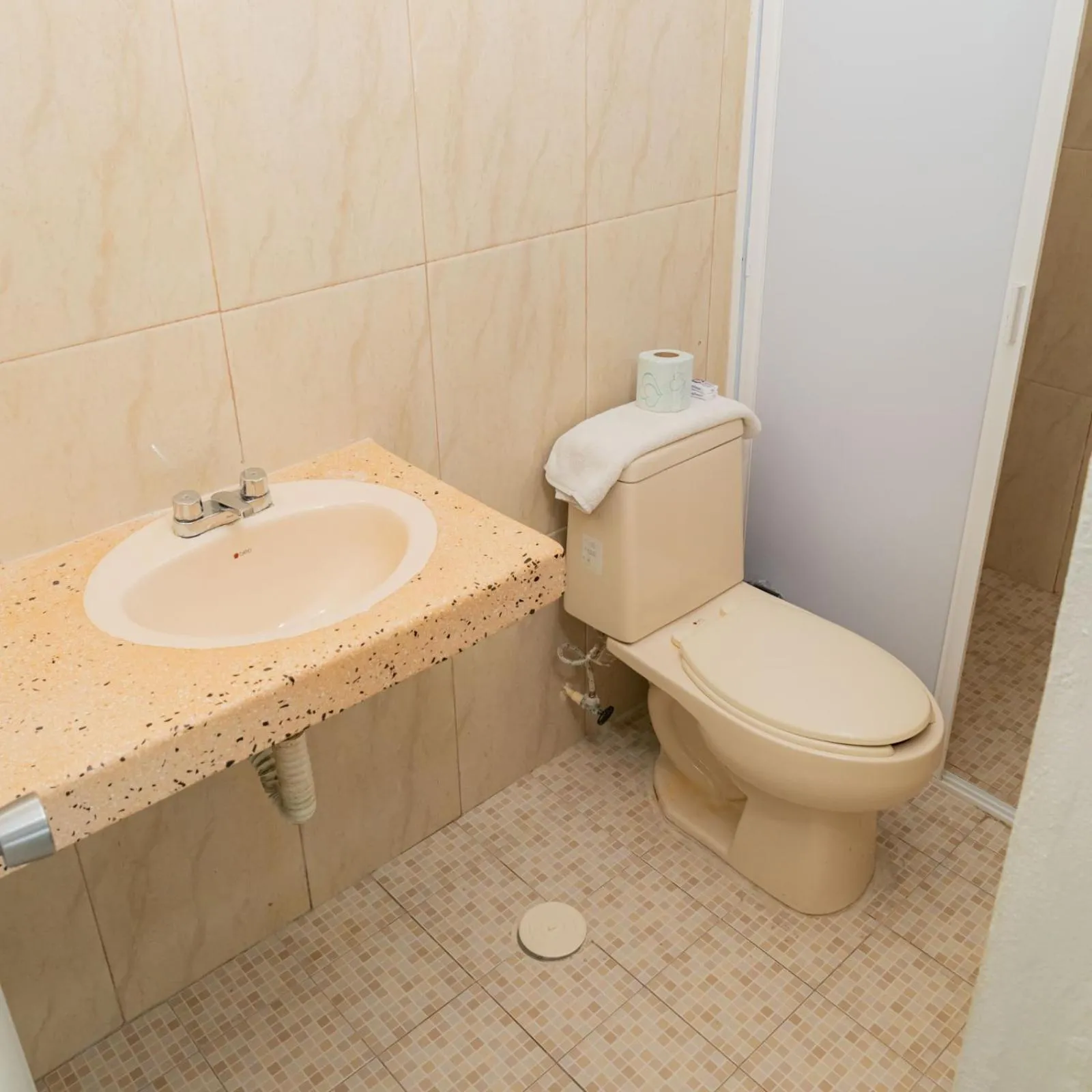 Bathroom in Hotel Las Palmas en Laurel