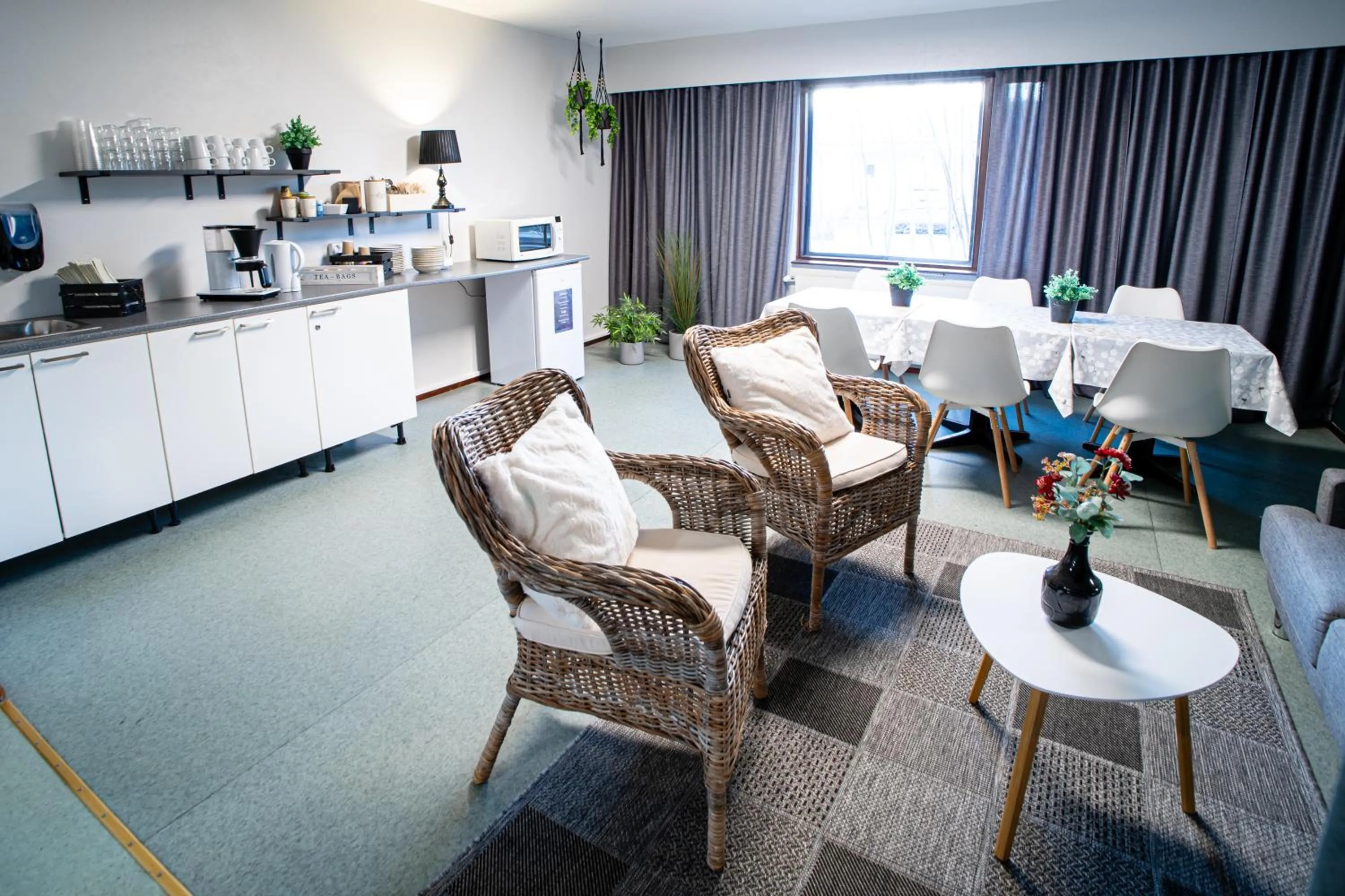 Seating area in Hotel Pohjankievari