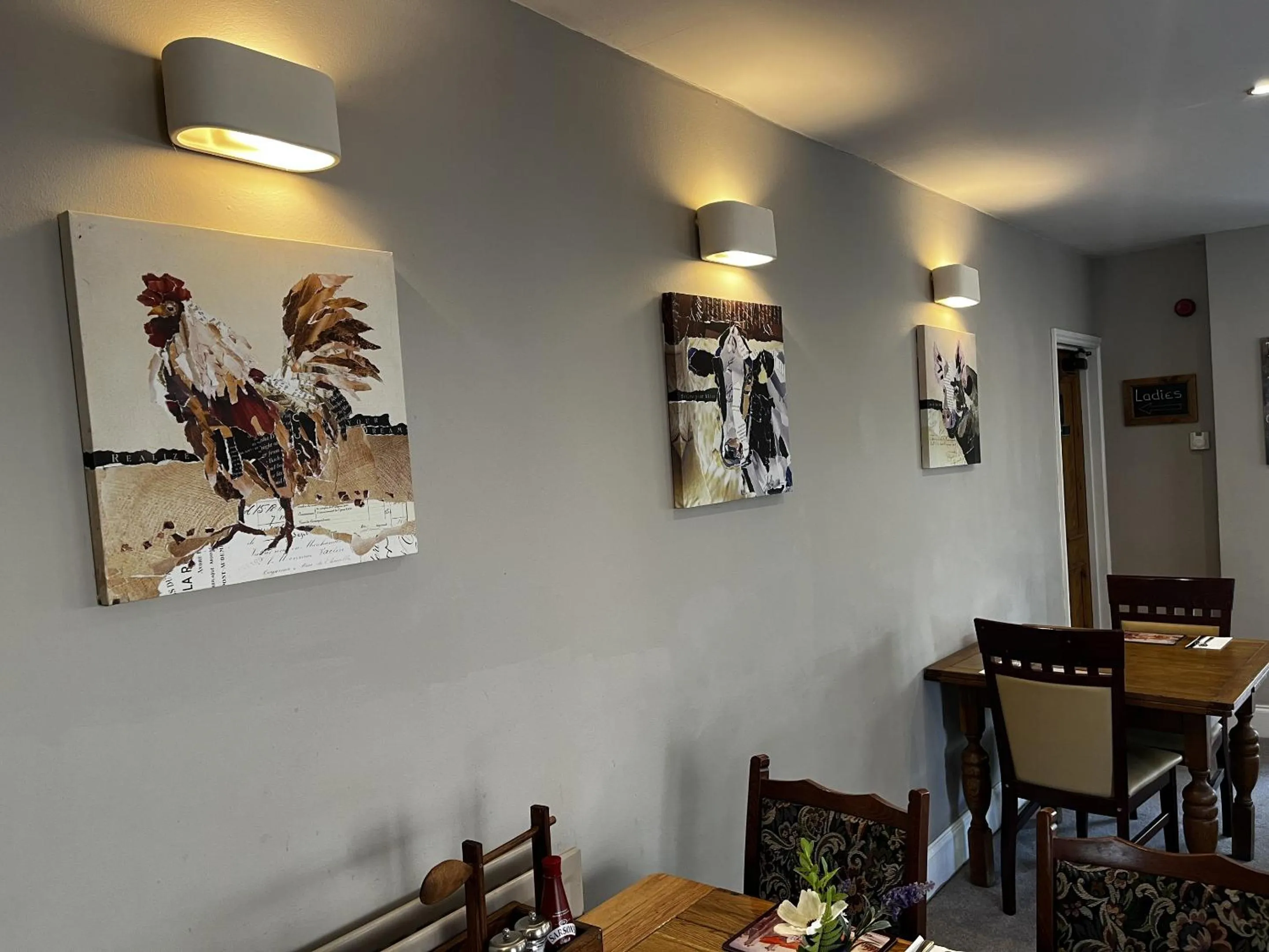 Dining area in Crown & Anchor