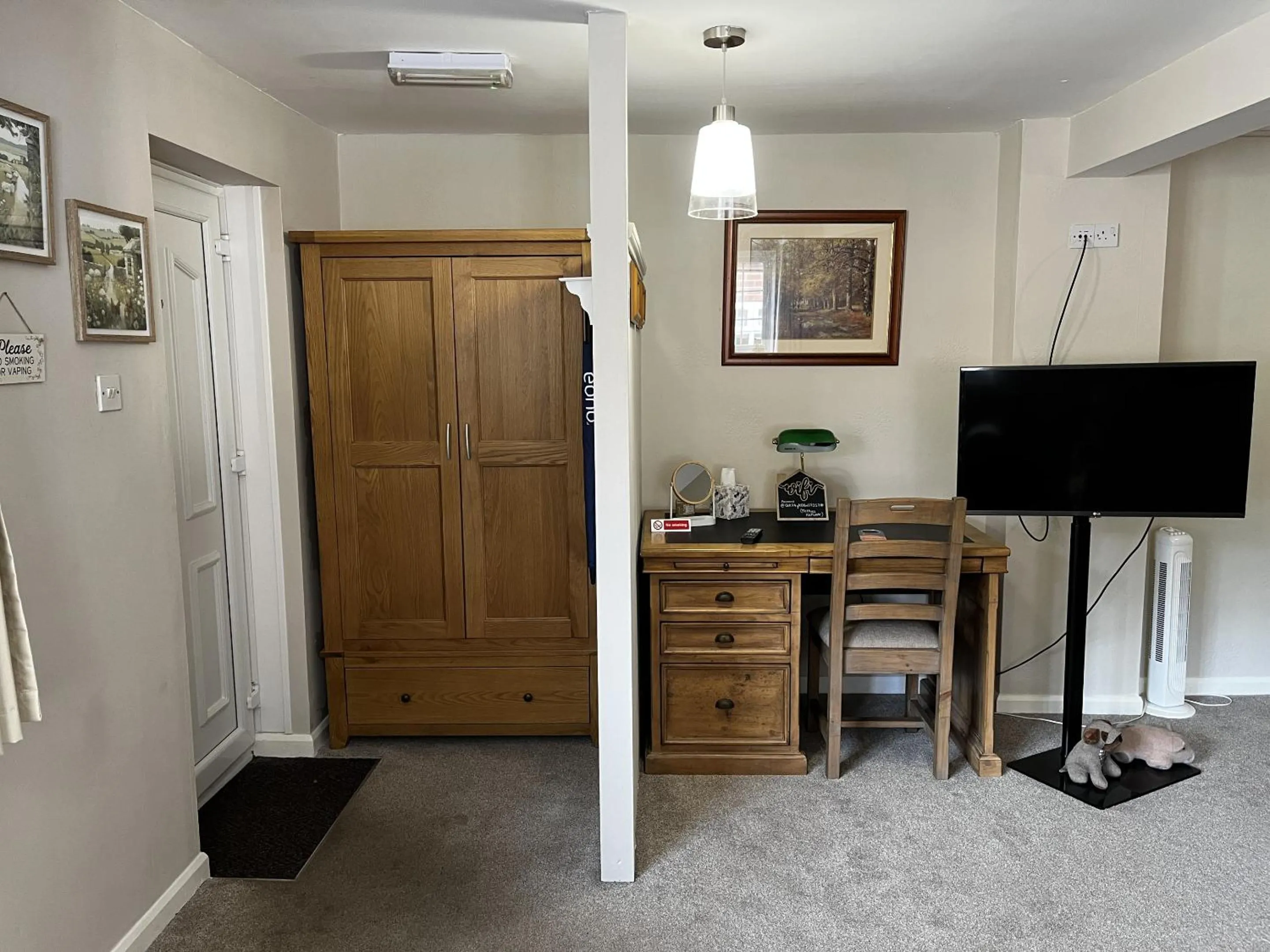 Other in Crown & Anchor