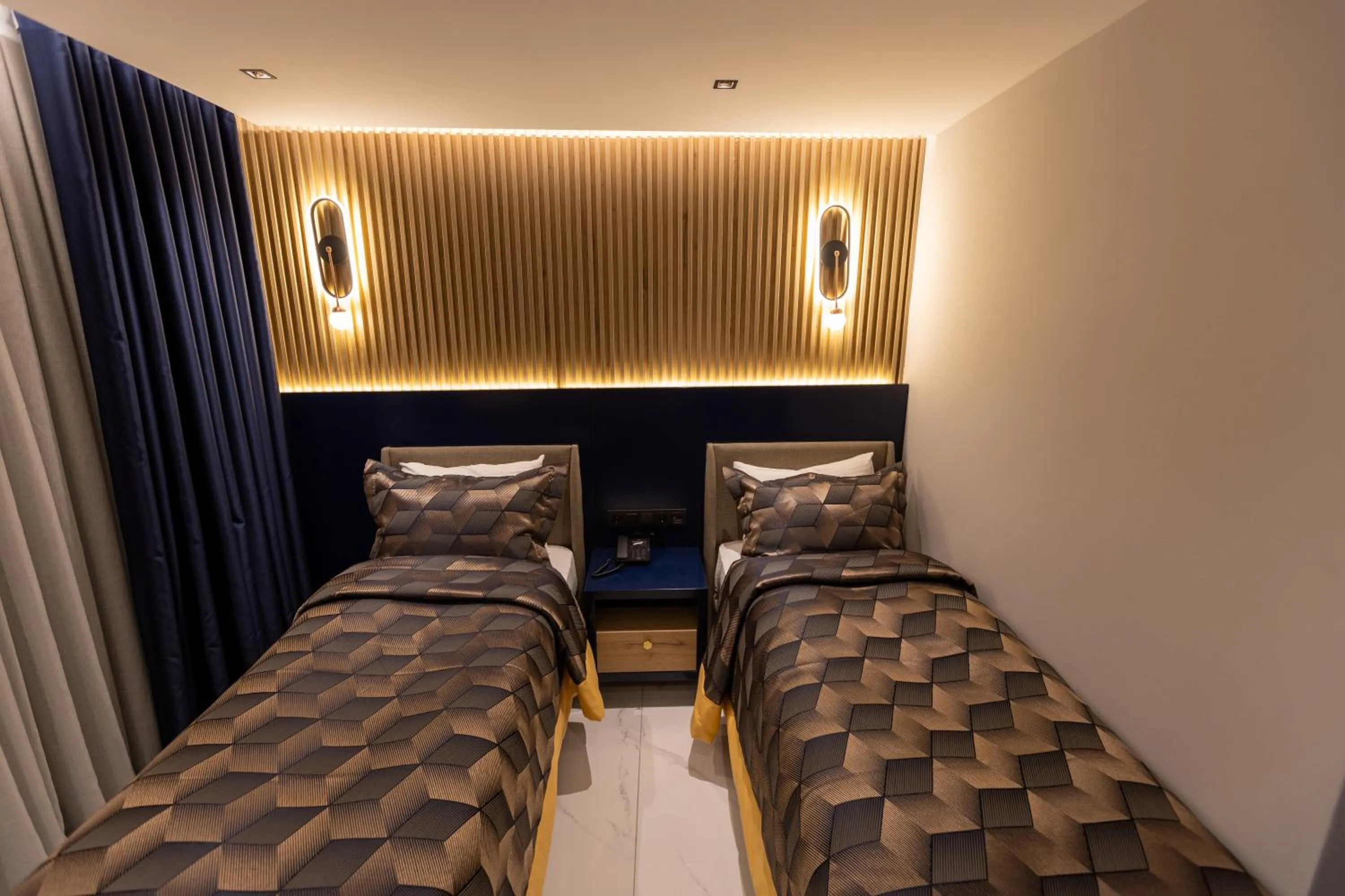 Bed in AMASRA DADAYLI HOTEL