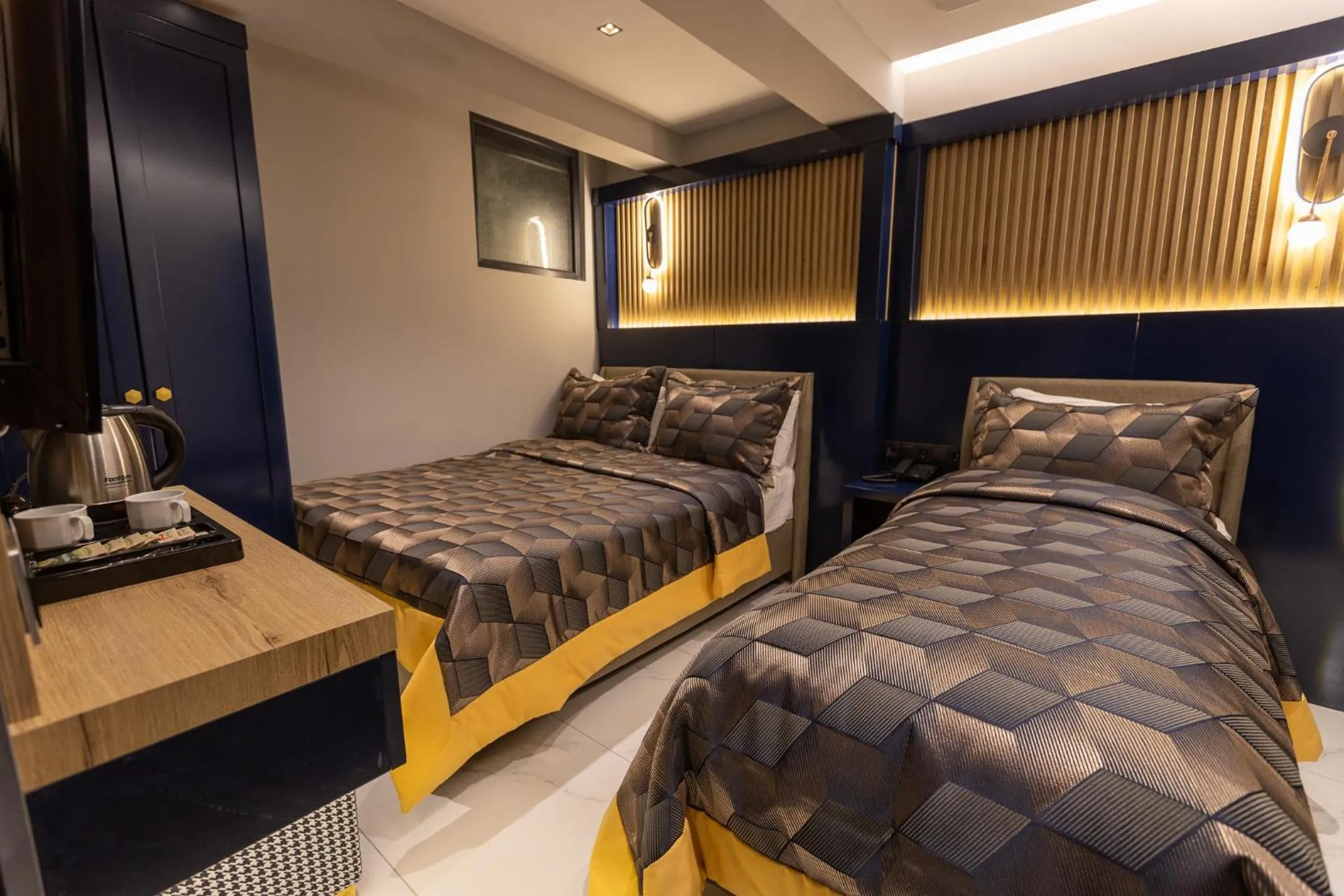 Bed in AMASRA DADAYLI HOTEL