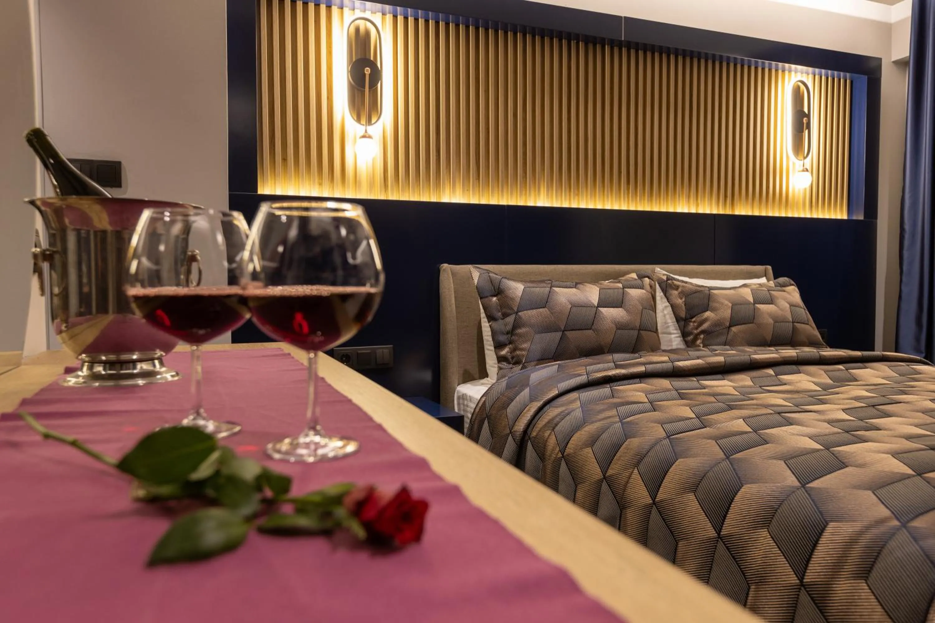 Bed in AMASRA DADAYLI HOTEL