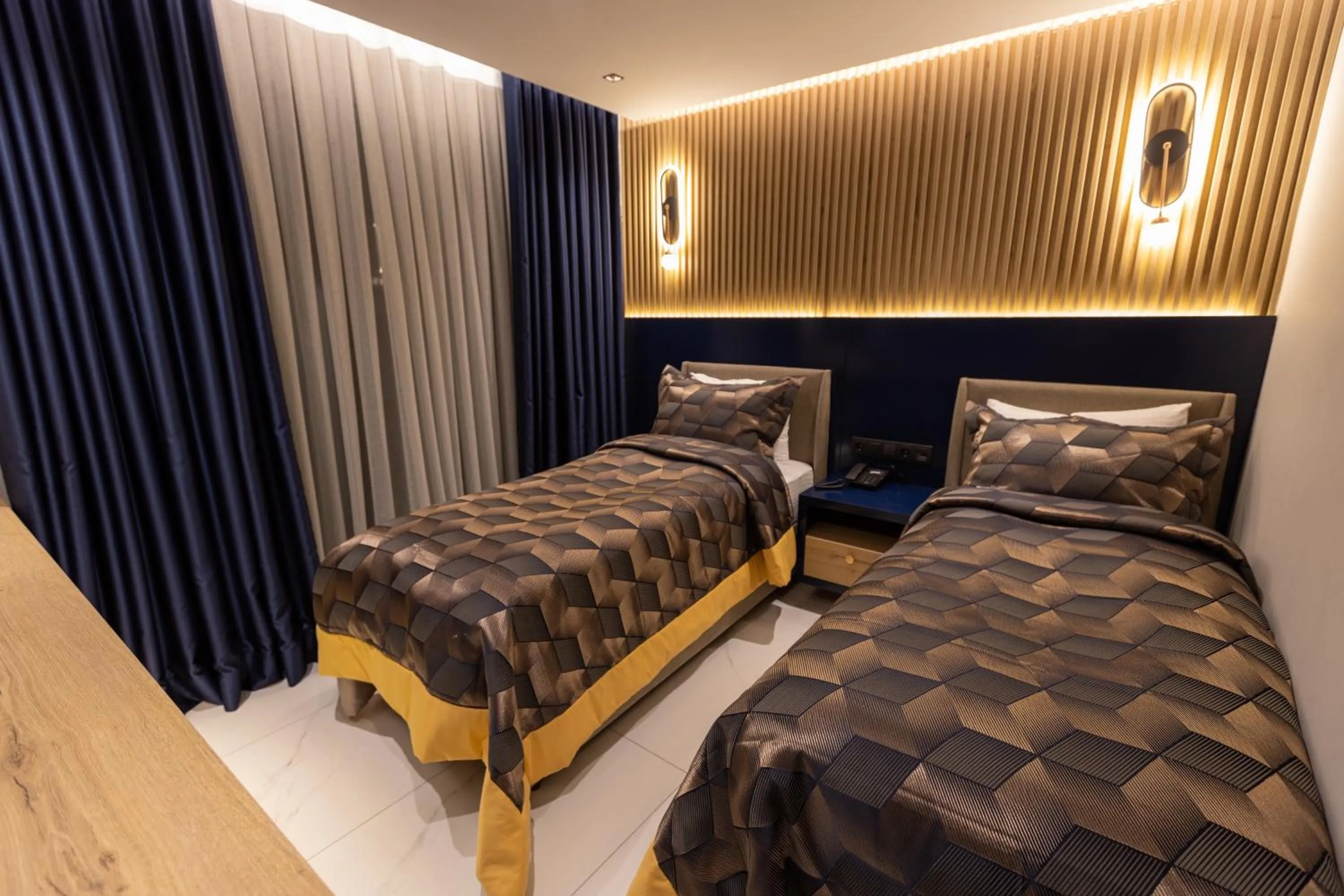 Bed in AMASRA DADAYLI HOTEL