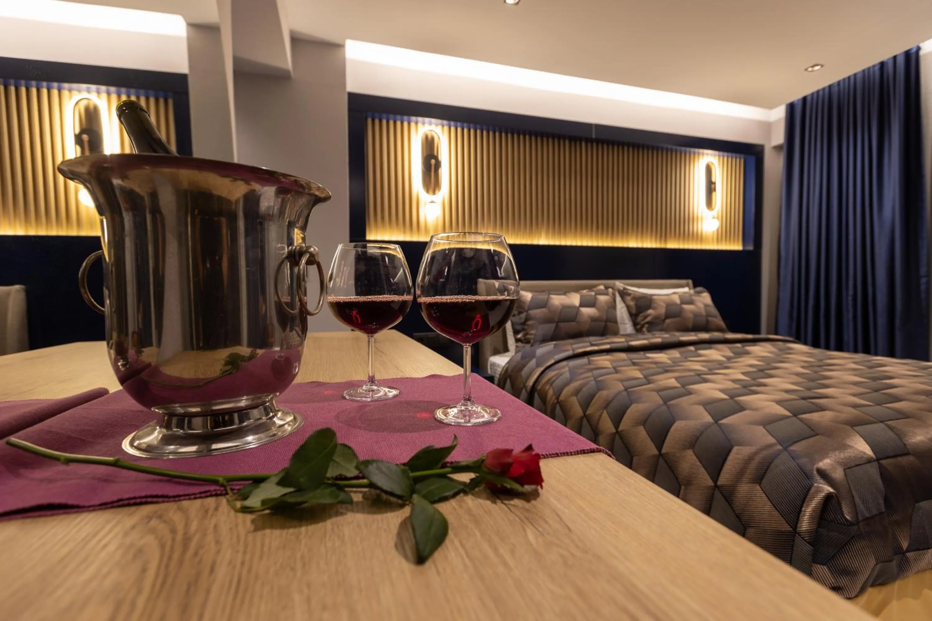Bed in AMASRA DADAYLI HOTEL
