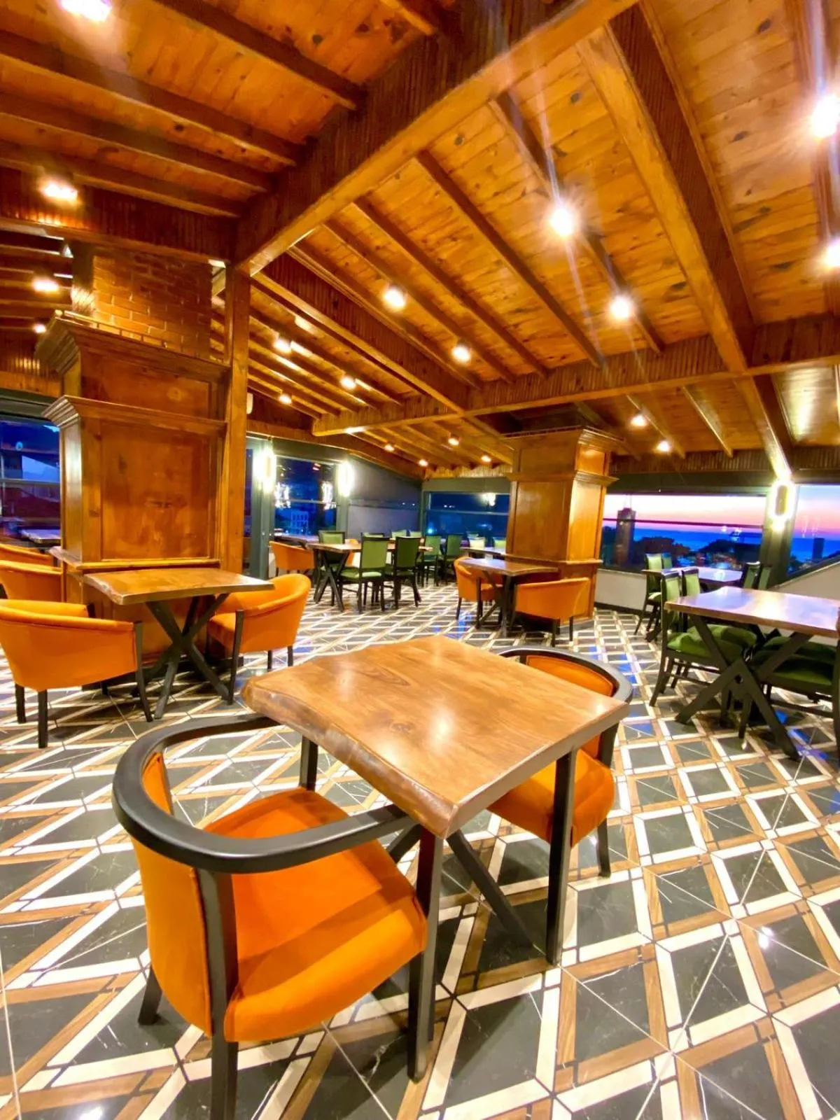 Restaurant/places to eat in AMASRA DADAYLI HOTEL