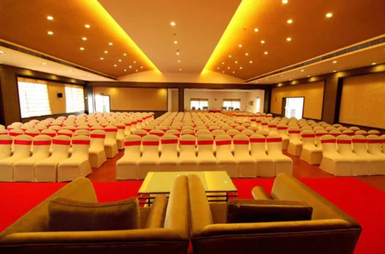 Banquet/Function facilities in Paravoor Galaxy Hotel