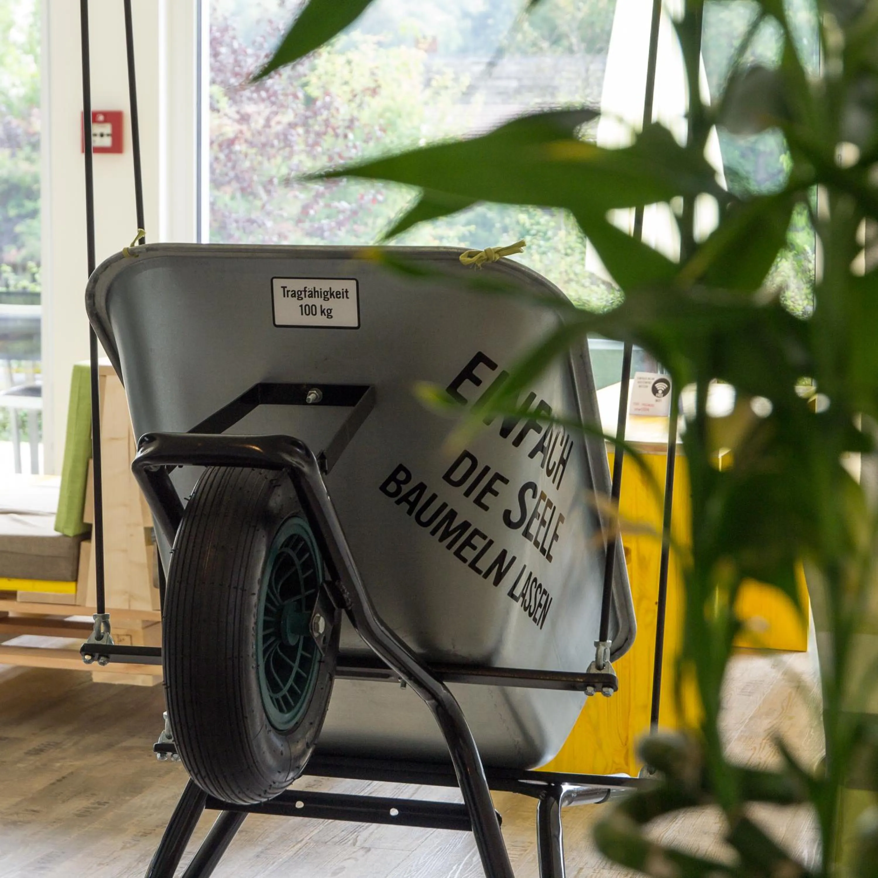 Decorative detail in Smart Motel