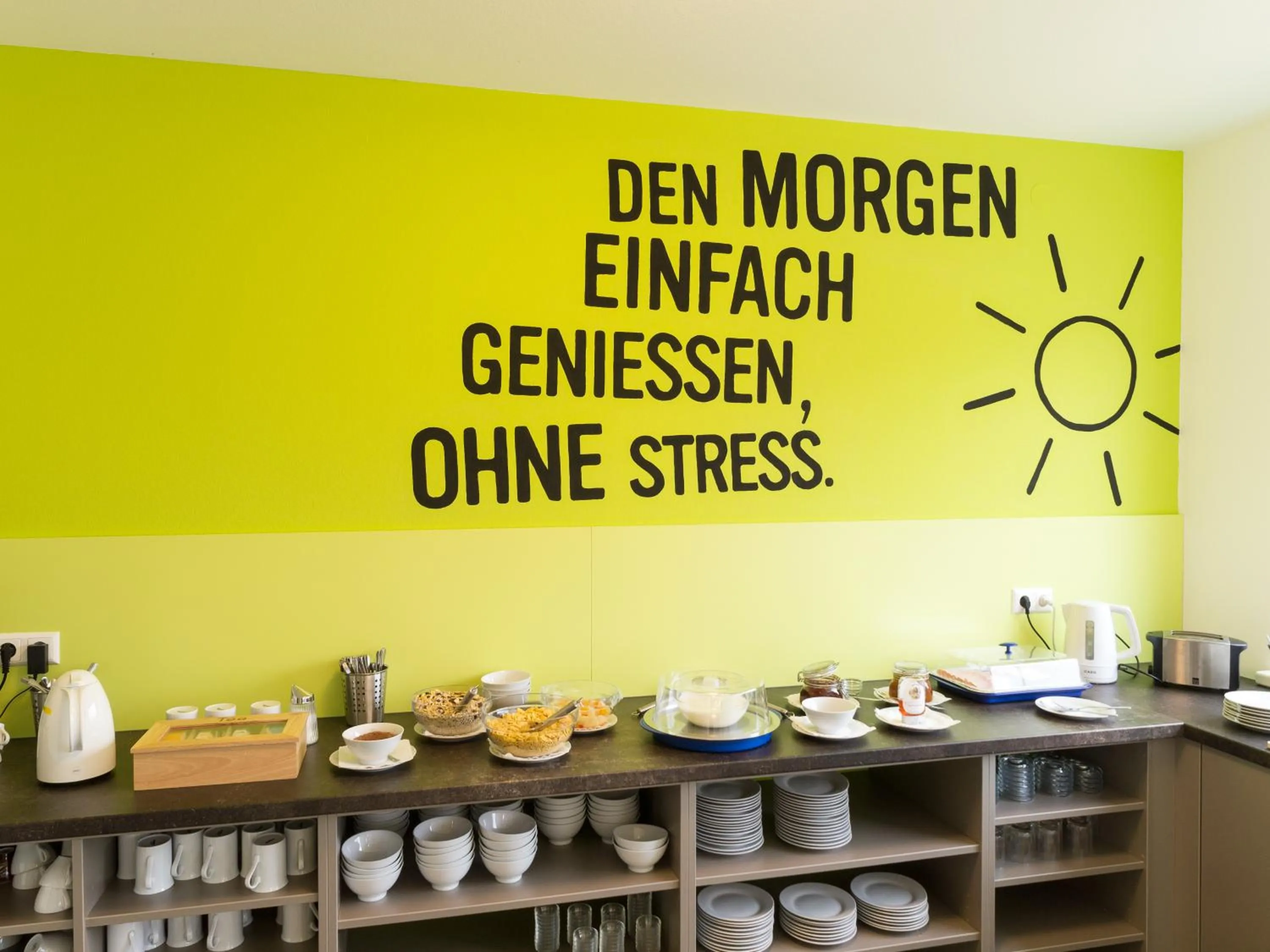 Breakfast in Smart Motel