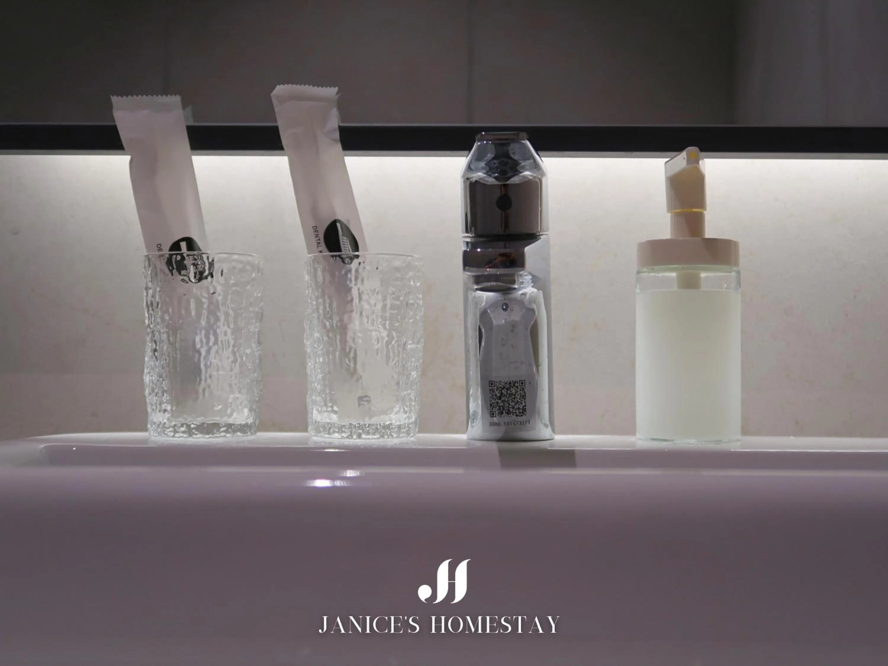 Bathroom in Axon Residences Bukit Bintang by Janice's Homestay