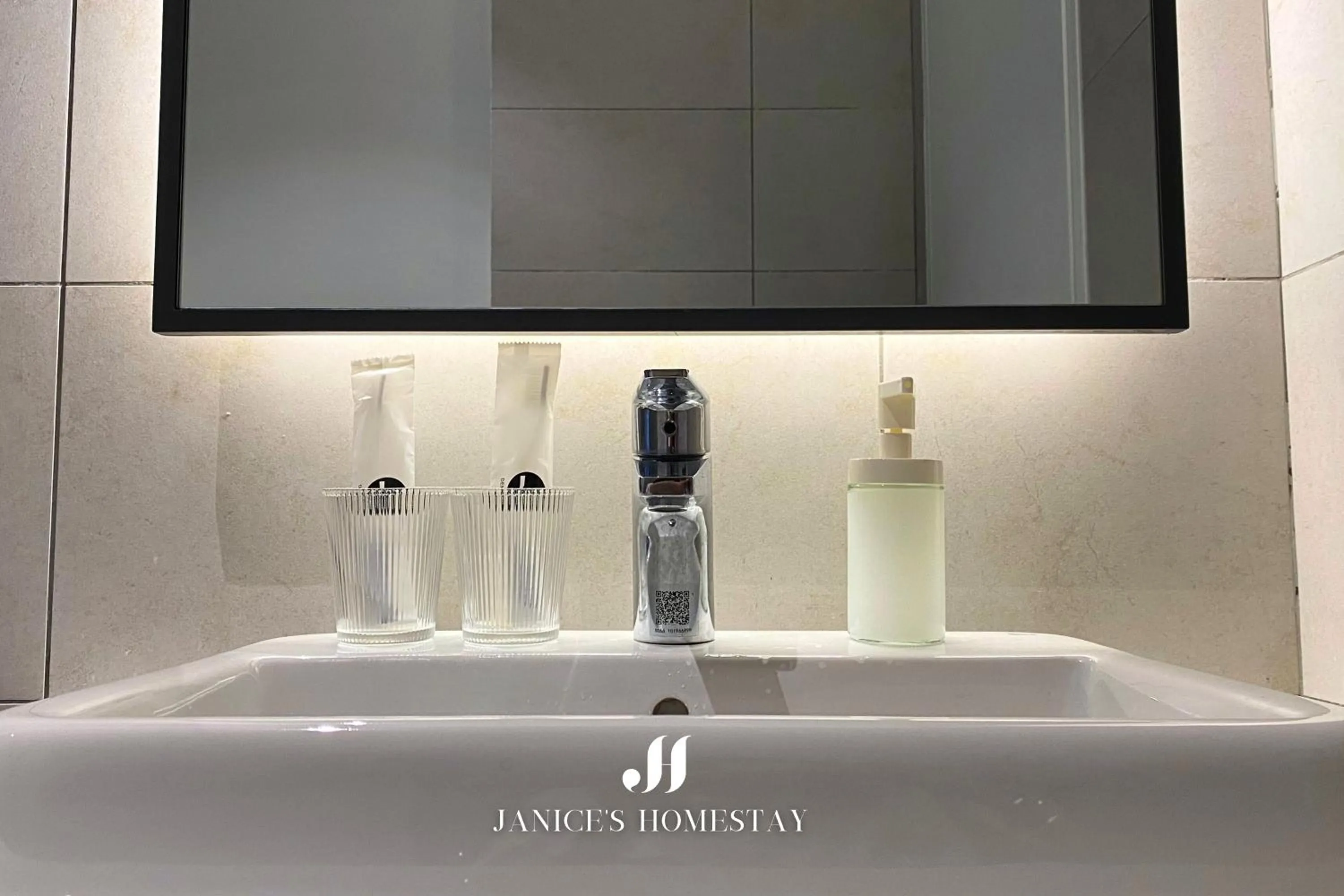 Bathroom in Axon Residences Bukit Bintang by Janice's Homestay