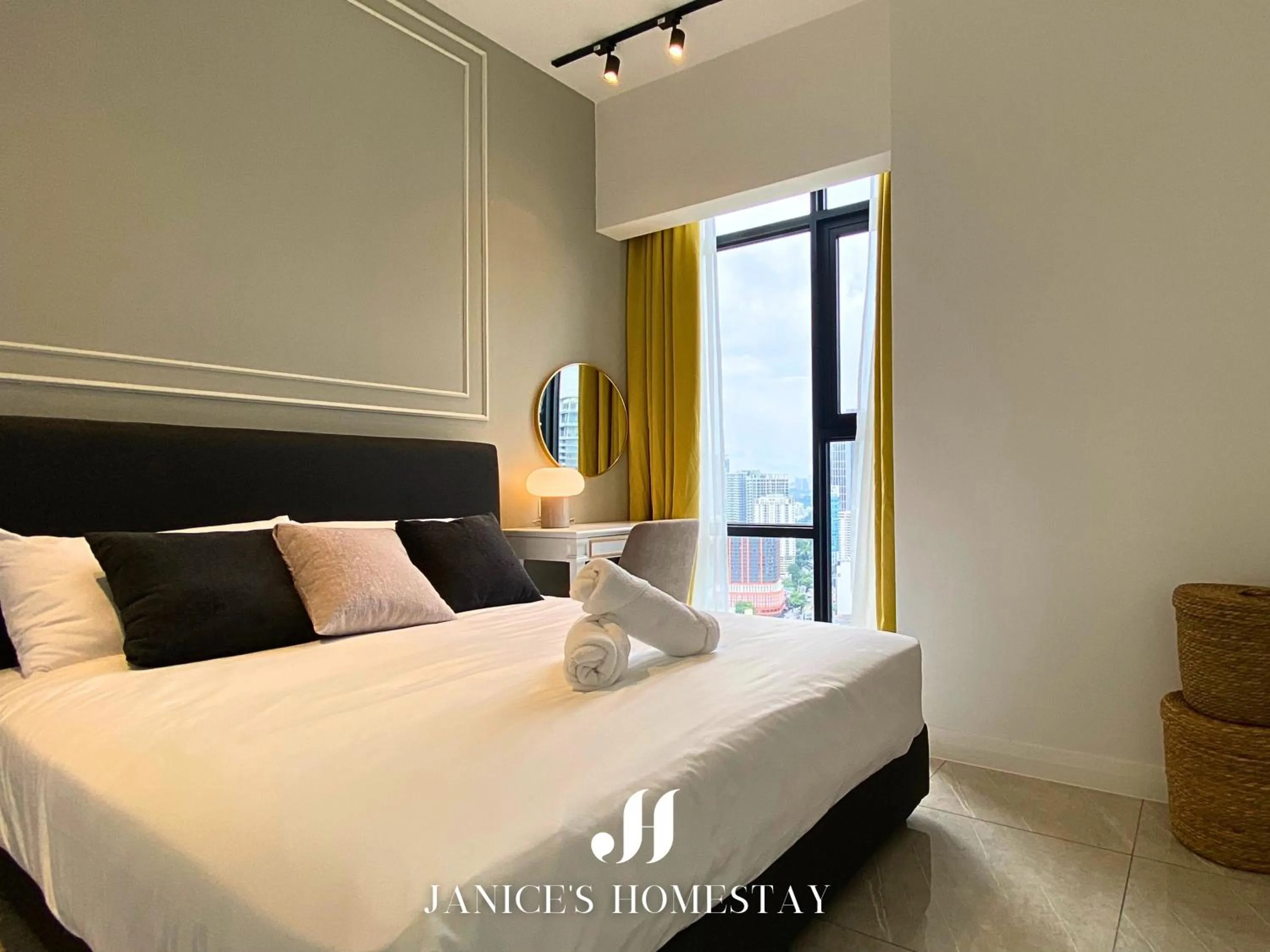 Bed in Axon Residences Bukit Bintang by Janice's Homestay
