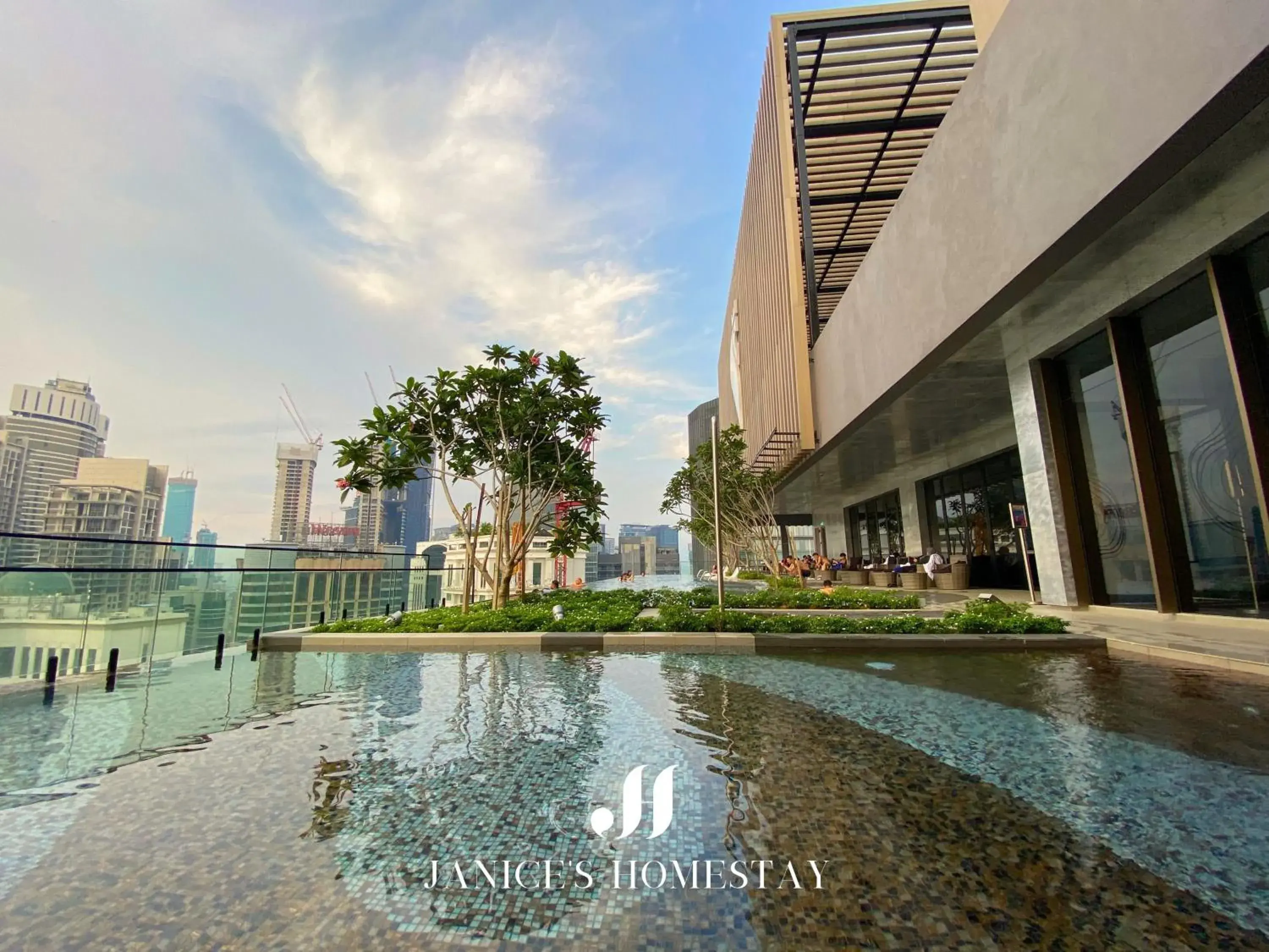 Swimming pool in Axon Residences Bukit Bintang by Janice's Homestay Swimming pool in Axon Residences Bukit Bintang by Janice's Homestay