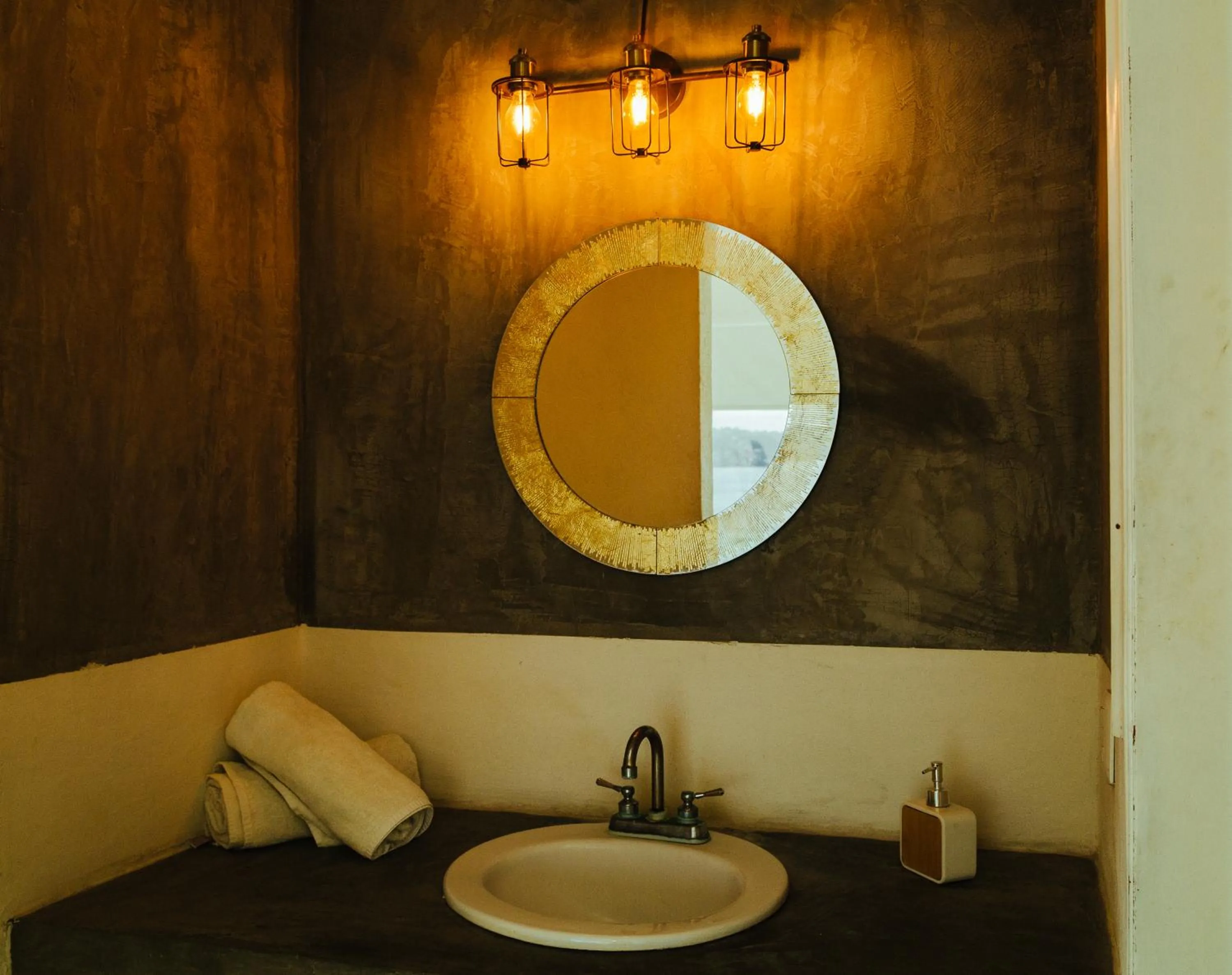 Bathroom in Bendito Teques
