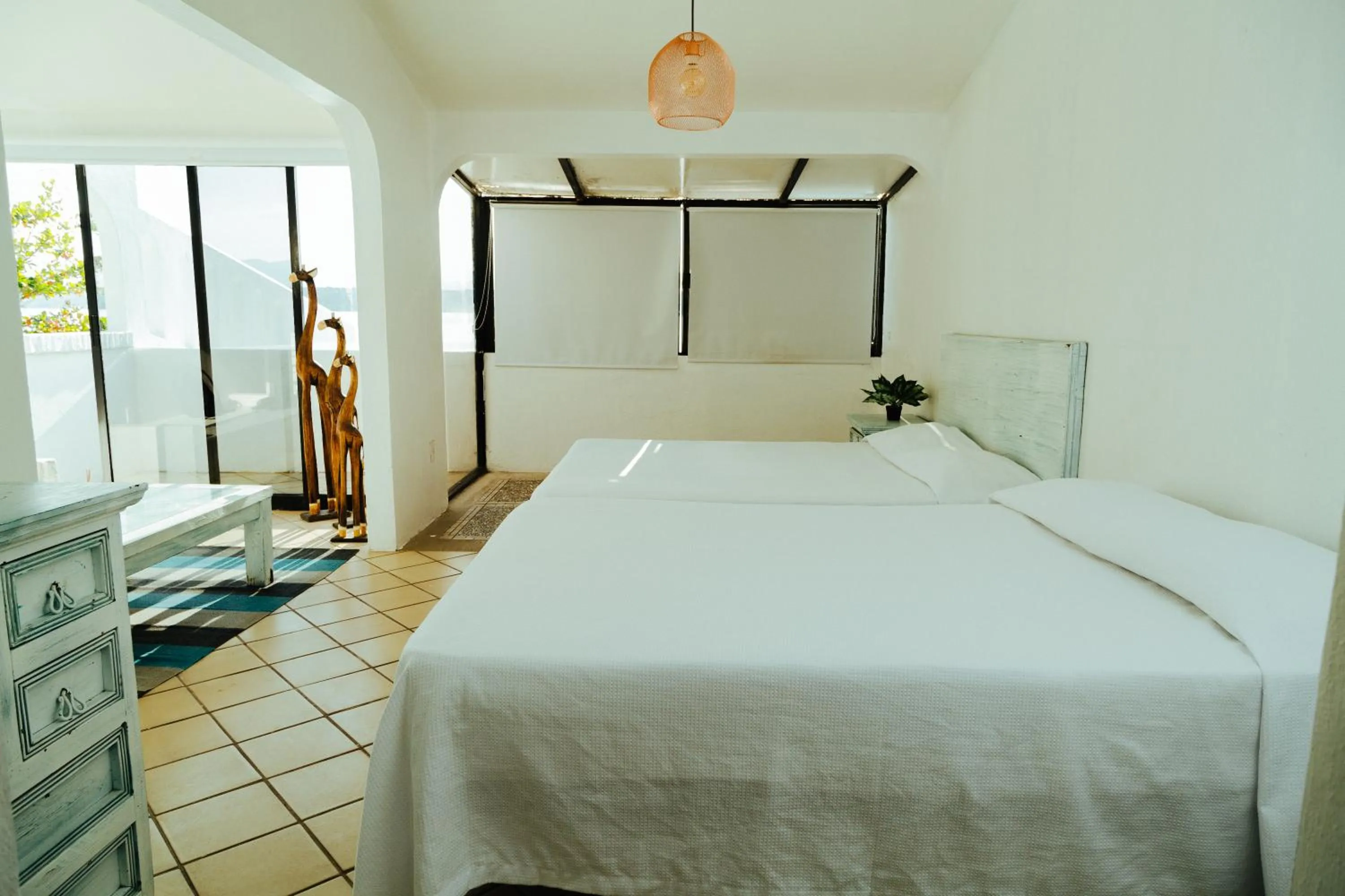 Photo of the whole room, Bed in Bendito Teques