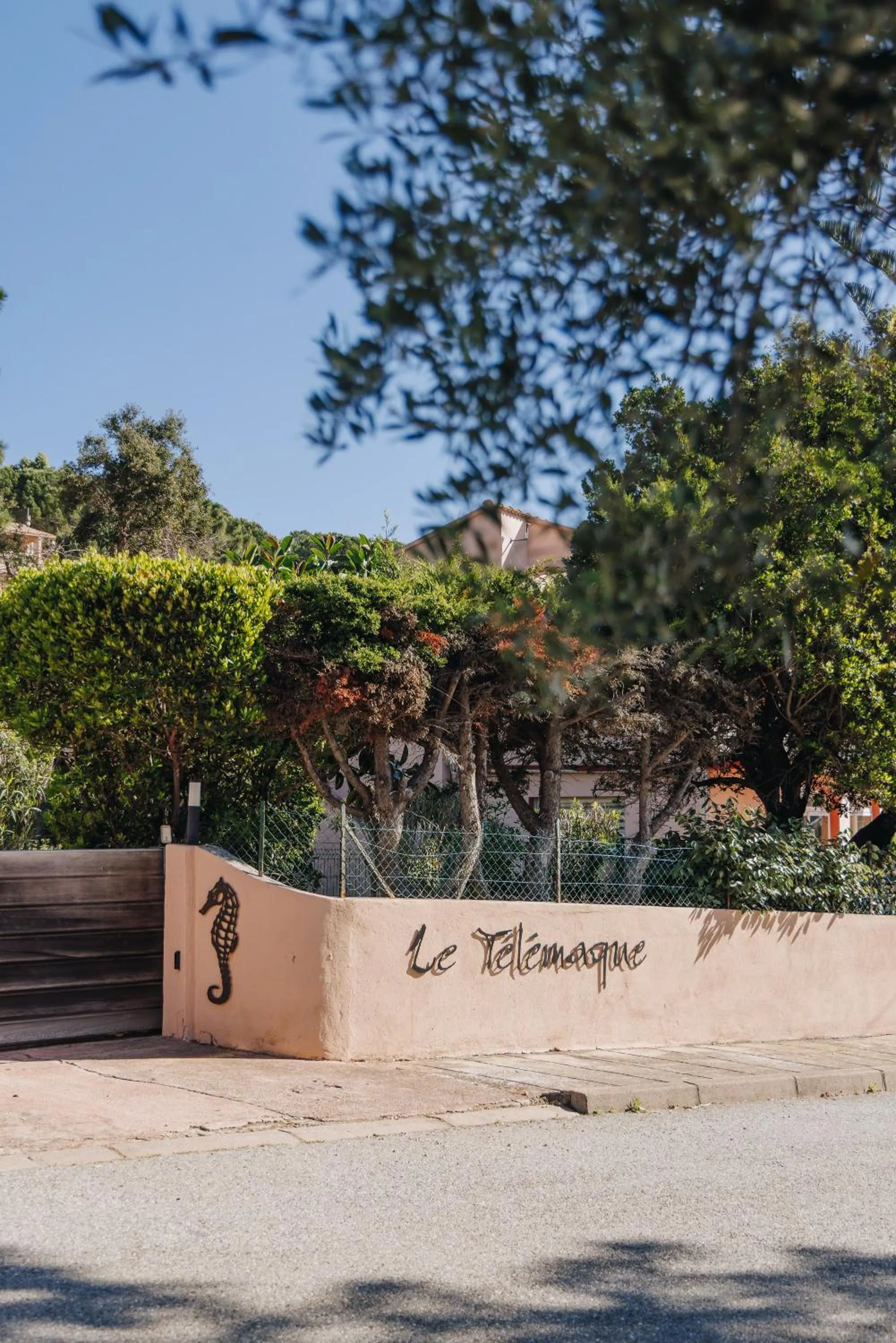 Facade/entrance in Résidence le Télémaque