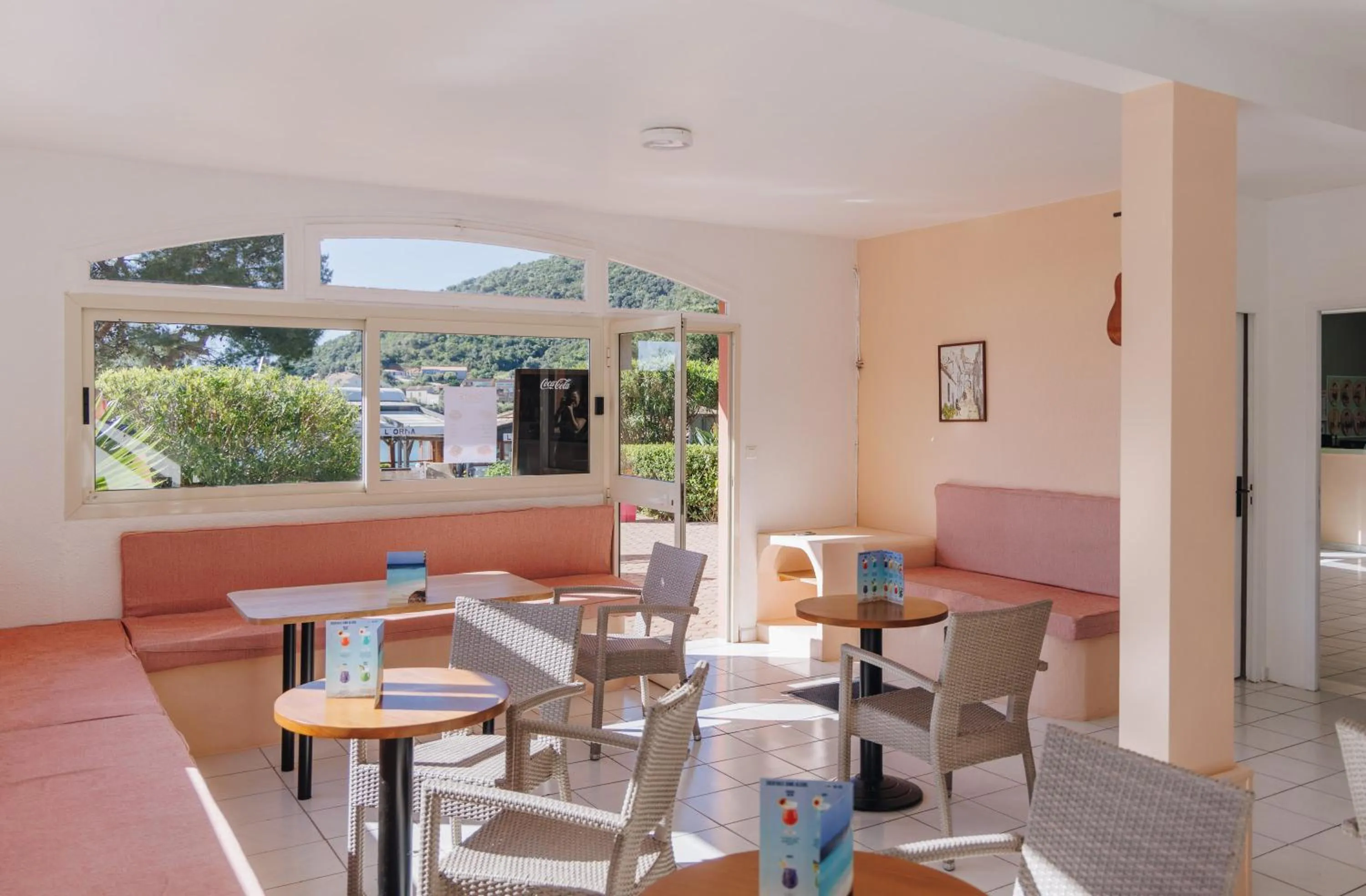 Food and drinks in Résidence le Télémaque