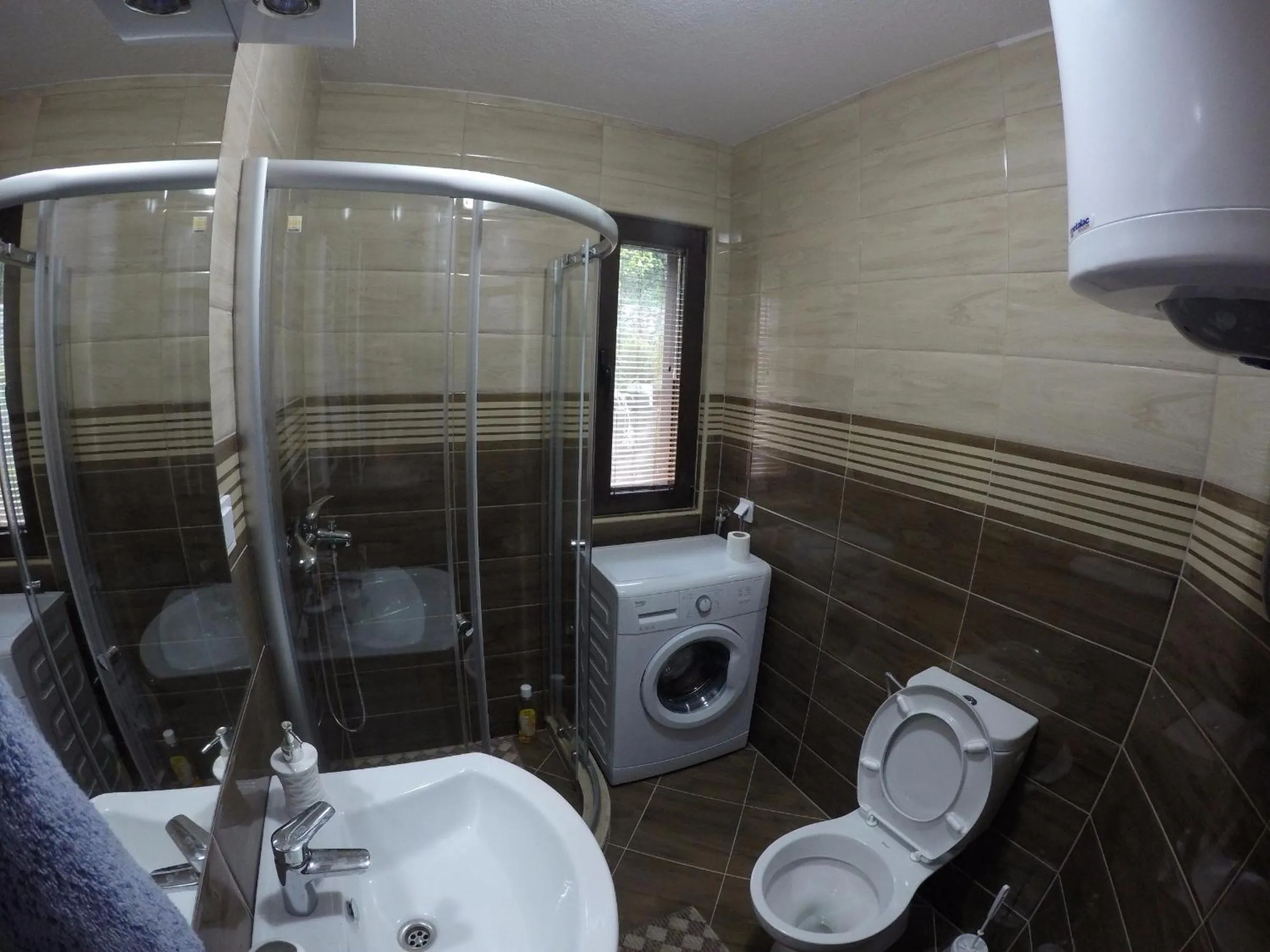 Shower in Apartments Krivokapic