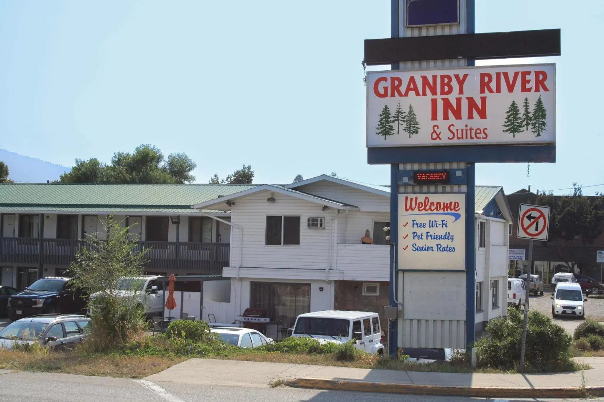 Granby River Inn & Suites Granby River Inn & Suites