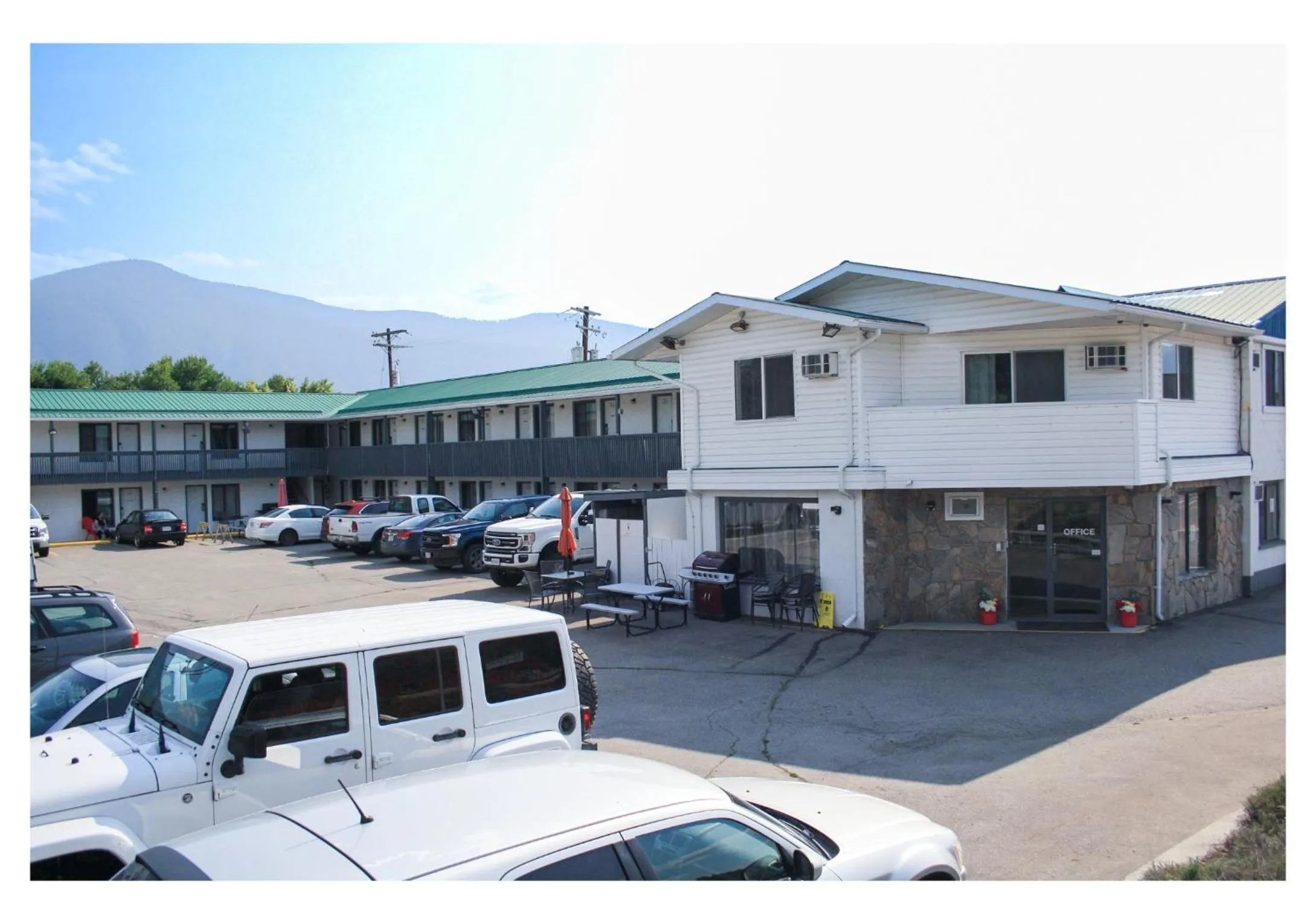 Property building in Granby River Inn & Suites