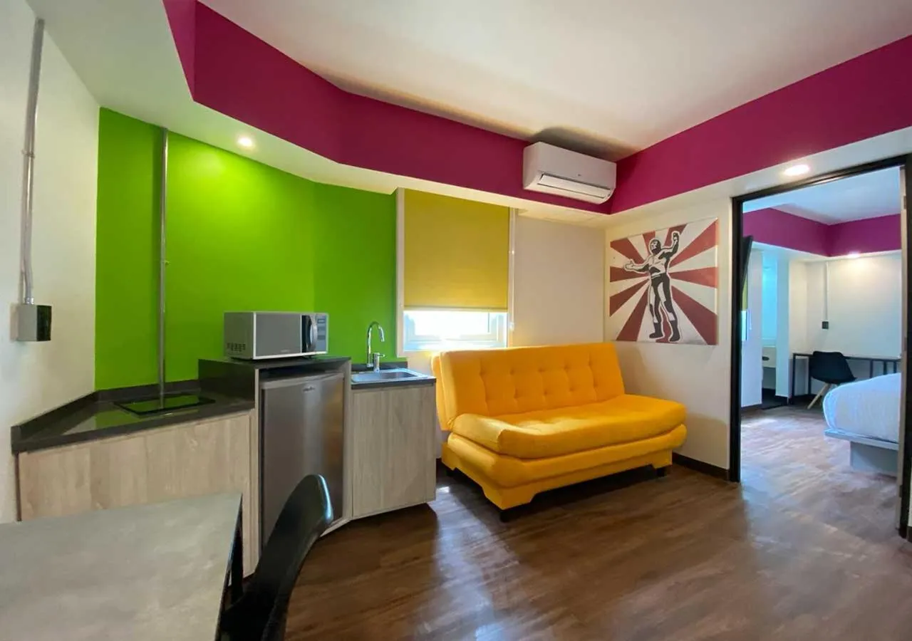 minibar in Hotel Estancias VIVE MX Cuauhtemoc, Trademark by Wyndham