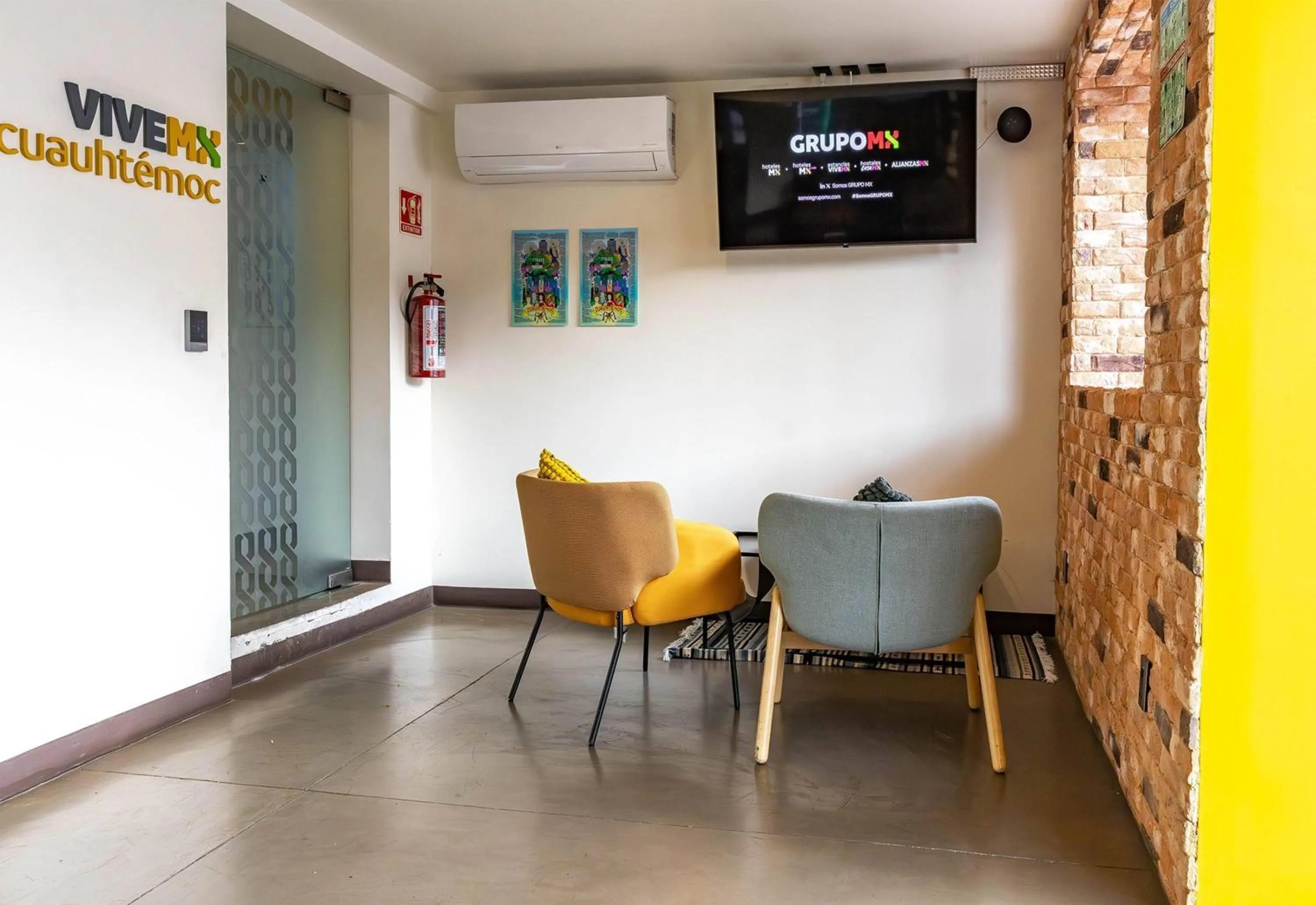 Lobby or reception in Hotel Estancias VIVE MX Cuauhtemoc, Trademark by Wyndham