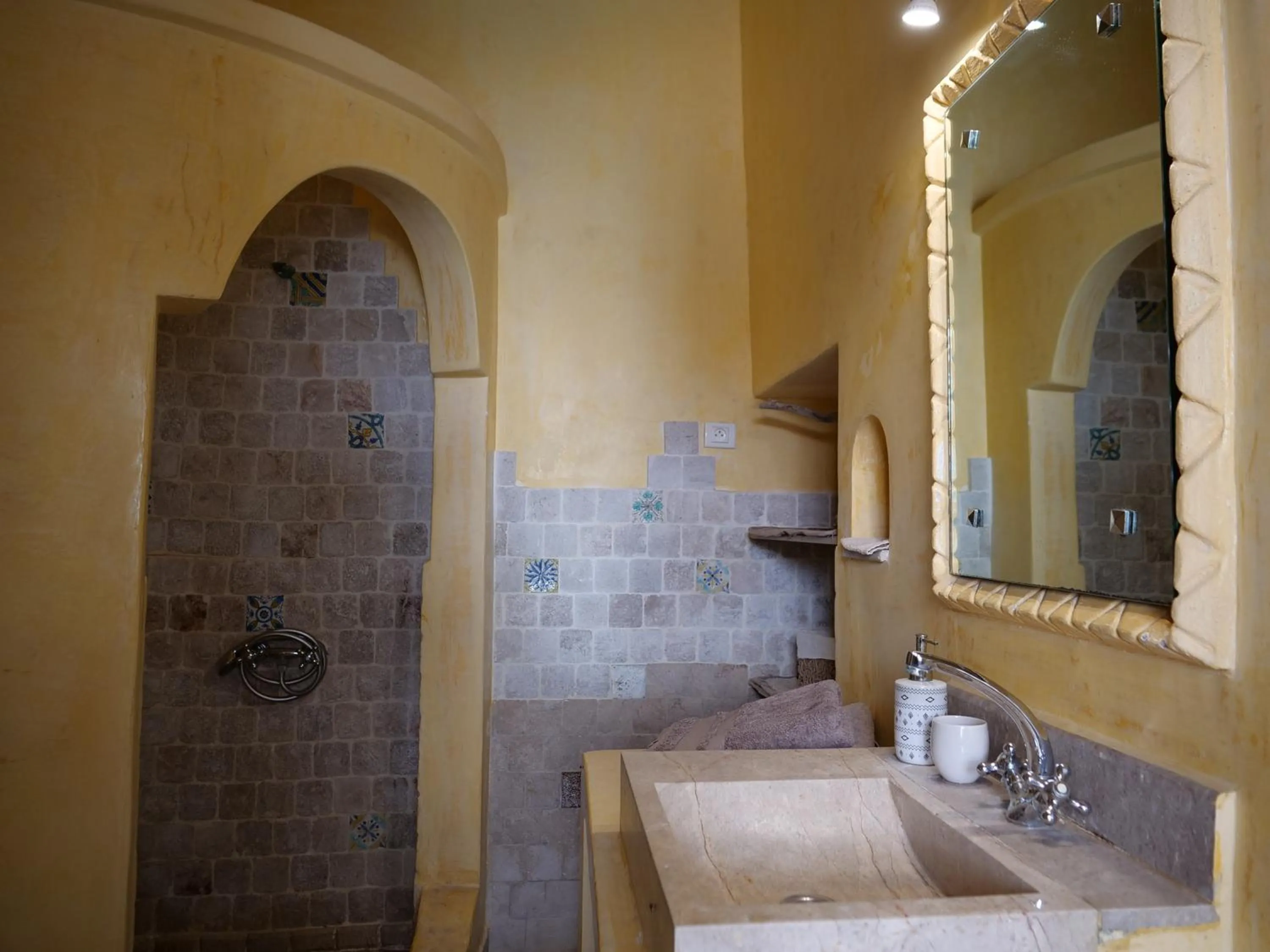 Bathroom in Dar Ennour Djerbahood Erriadh
