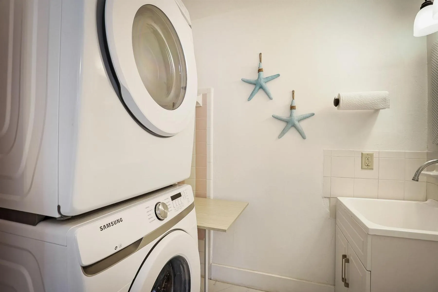 washing machine in La Mer Suites