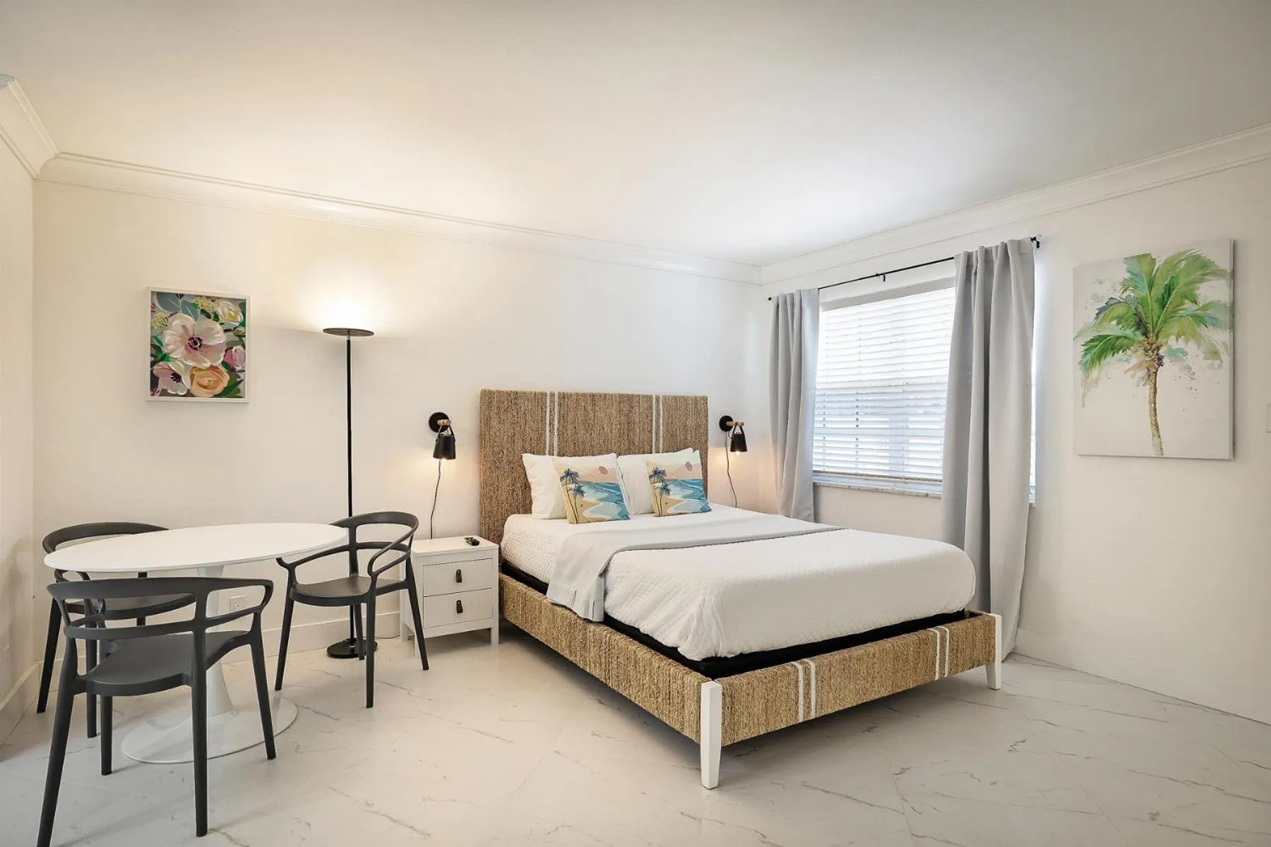 Bed in La Mer Suites