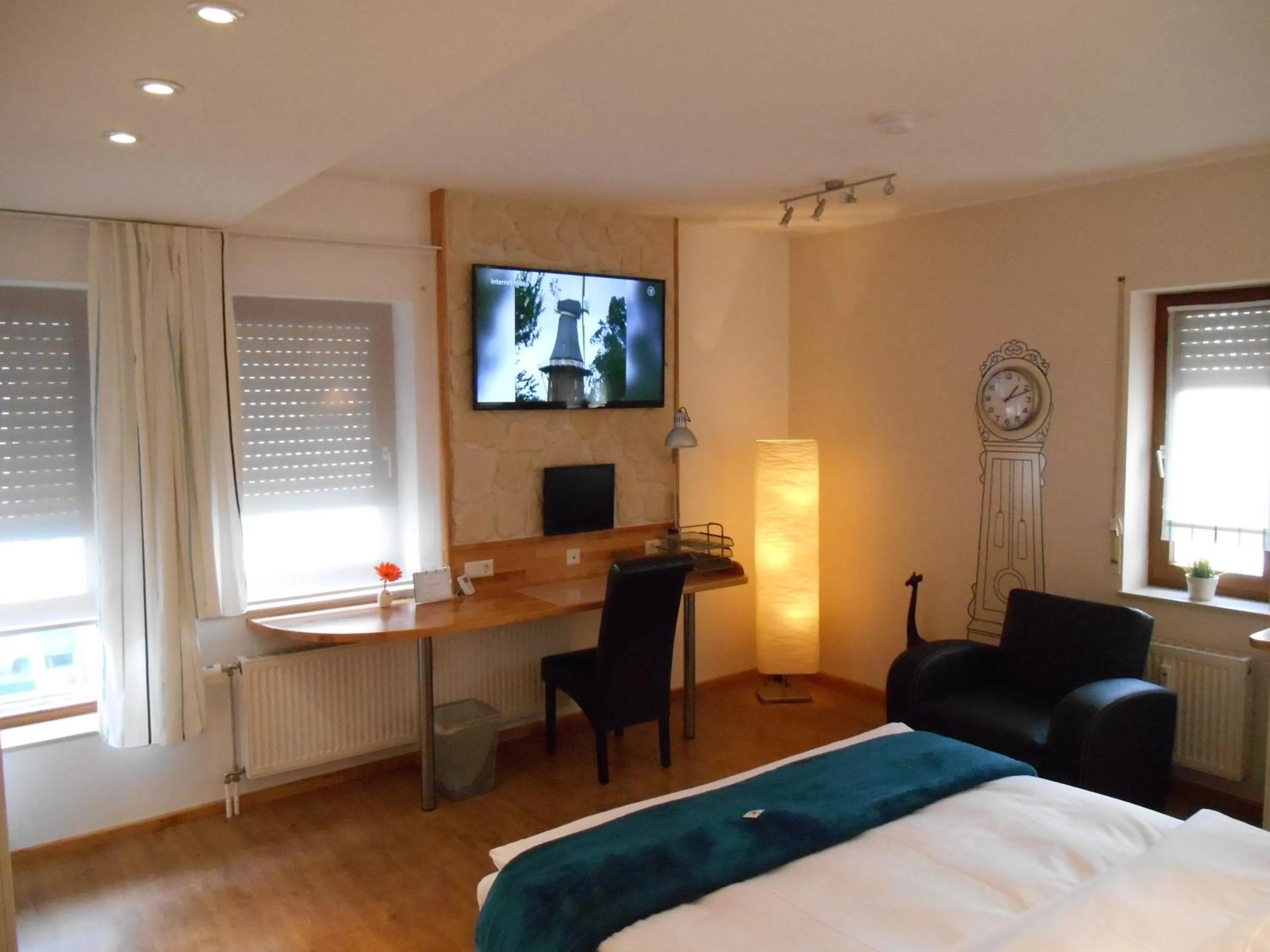 Day, Bed in Warum ins Hotel