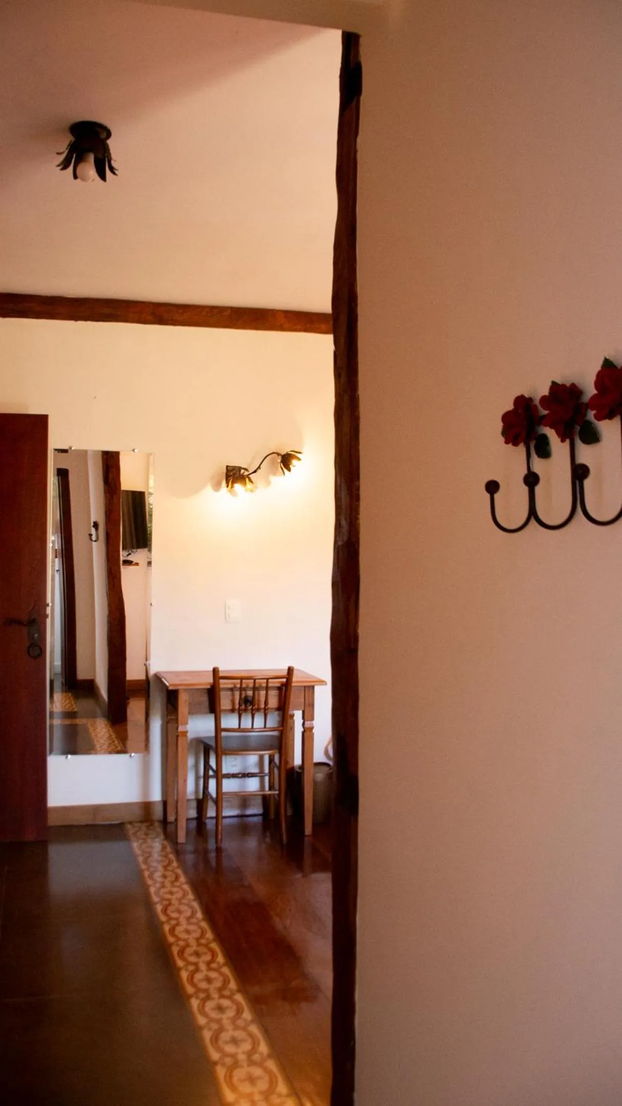 Seating area in Pousada Chão de Minas