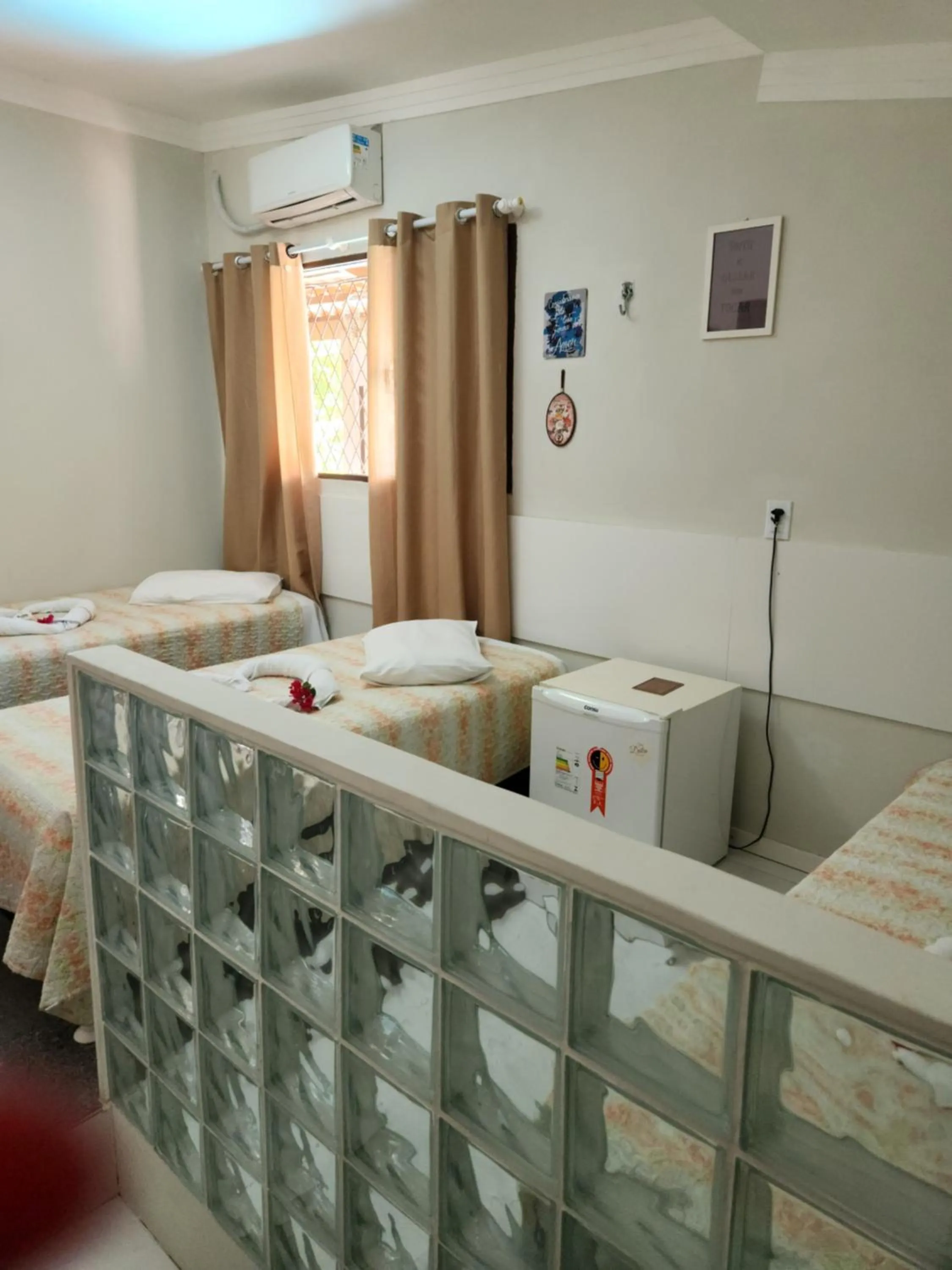 Photo of the whole room, Bed in Pousada Flor Dália