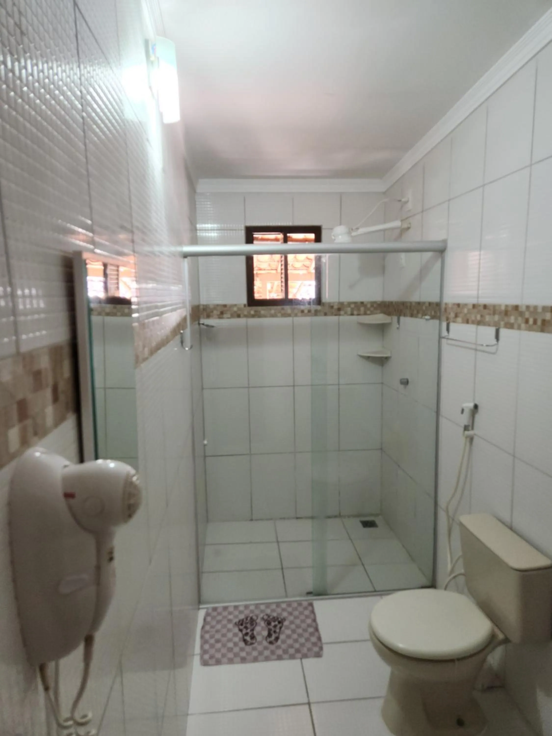 Shower in Pousada Flor Dália