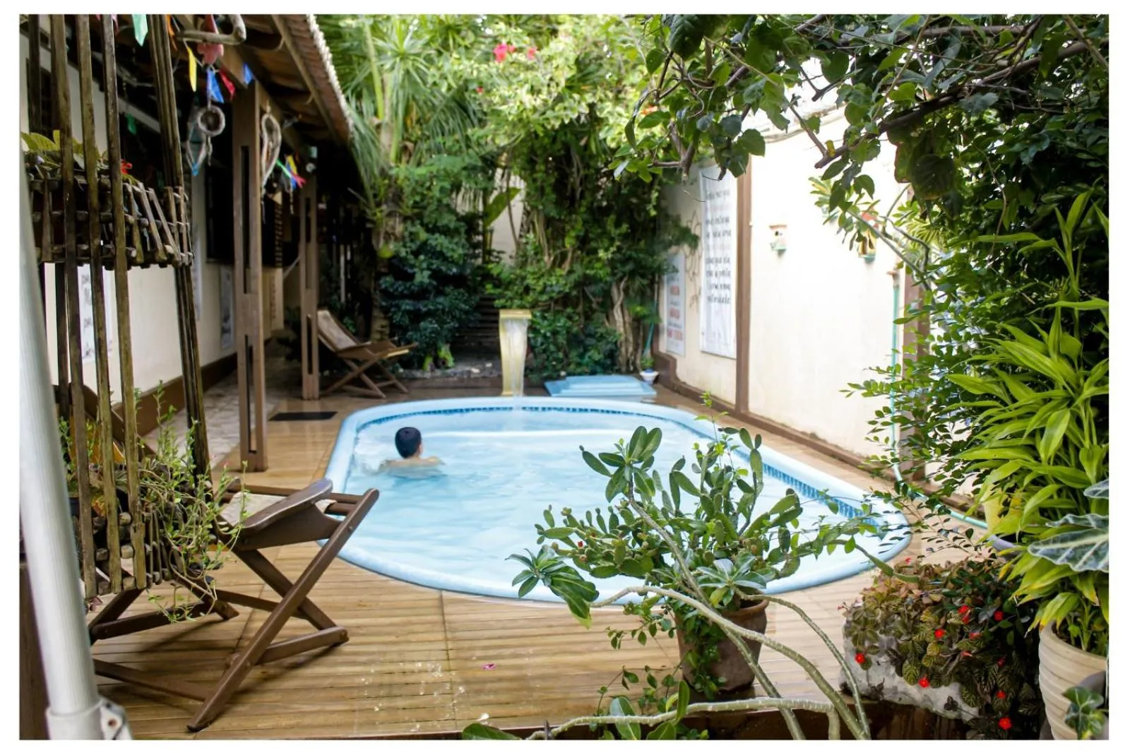 Swimming pool in Pousada Flor Dália