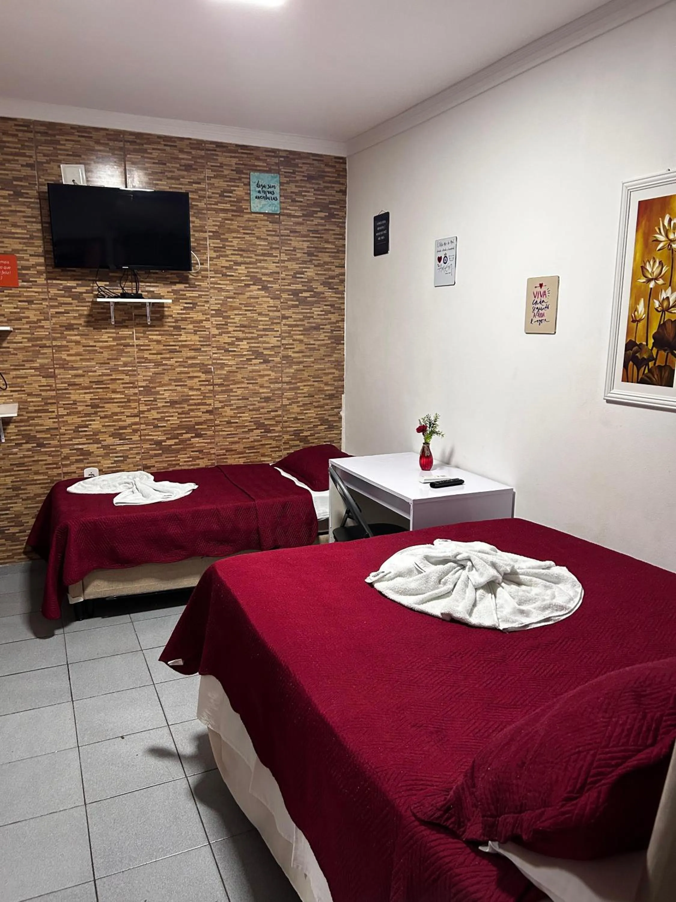 Photo of the whole room, Bed in Pousada Flor Dália