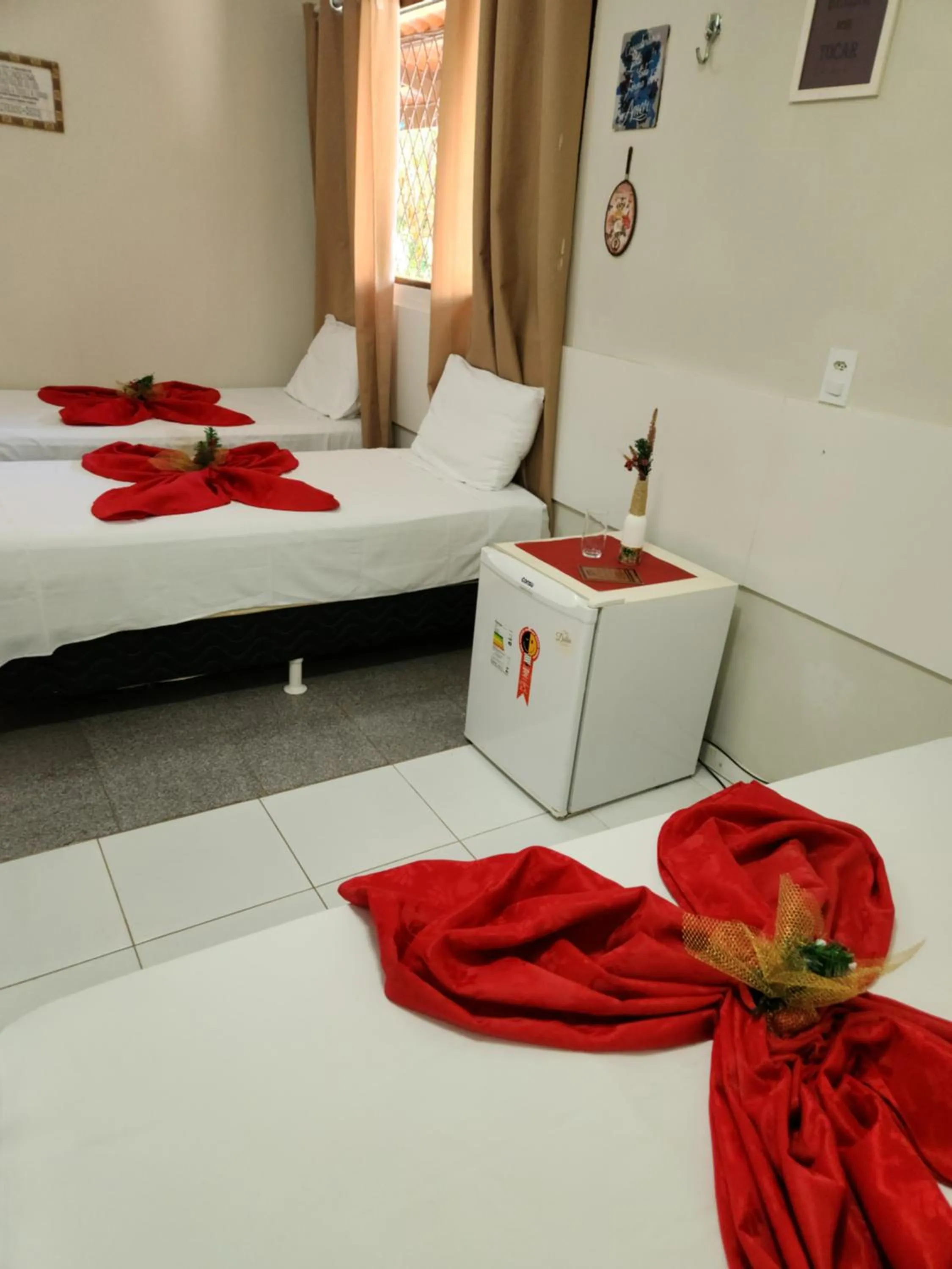 Photo of the whole room, Bed in Pousada Flor Dália