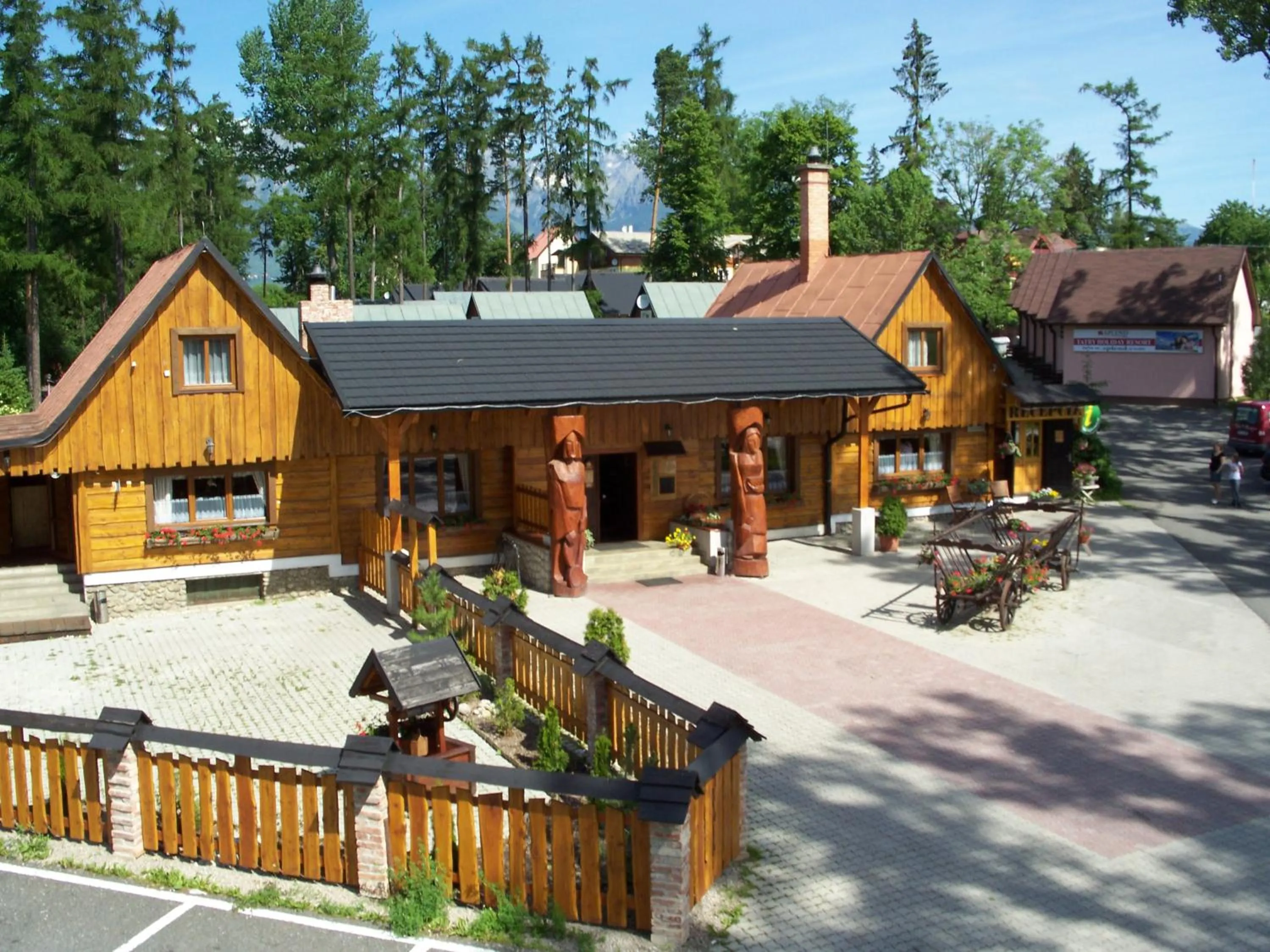Restaurant/places to eat in APLEND Chaty Tatry Holiday