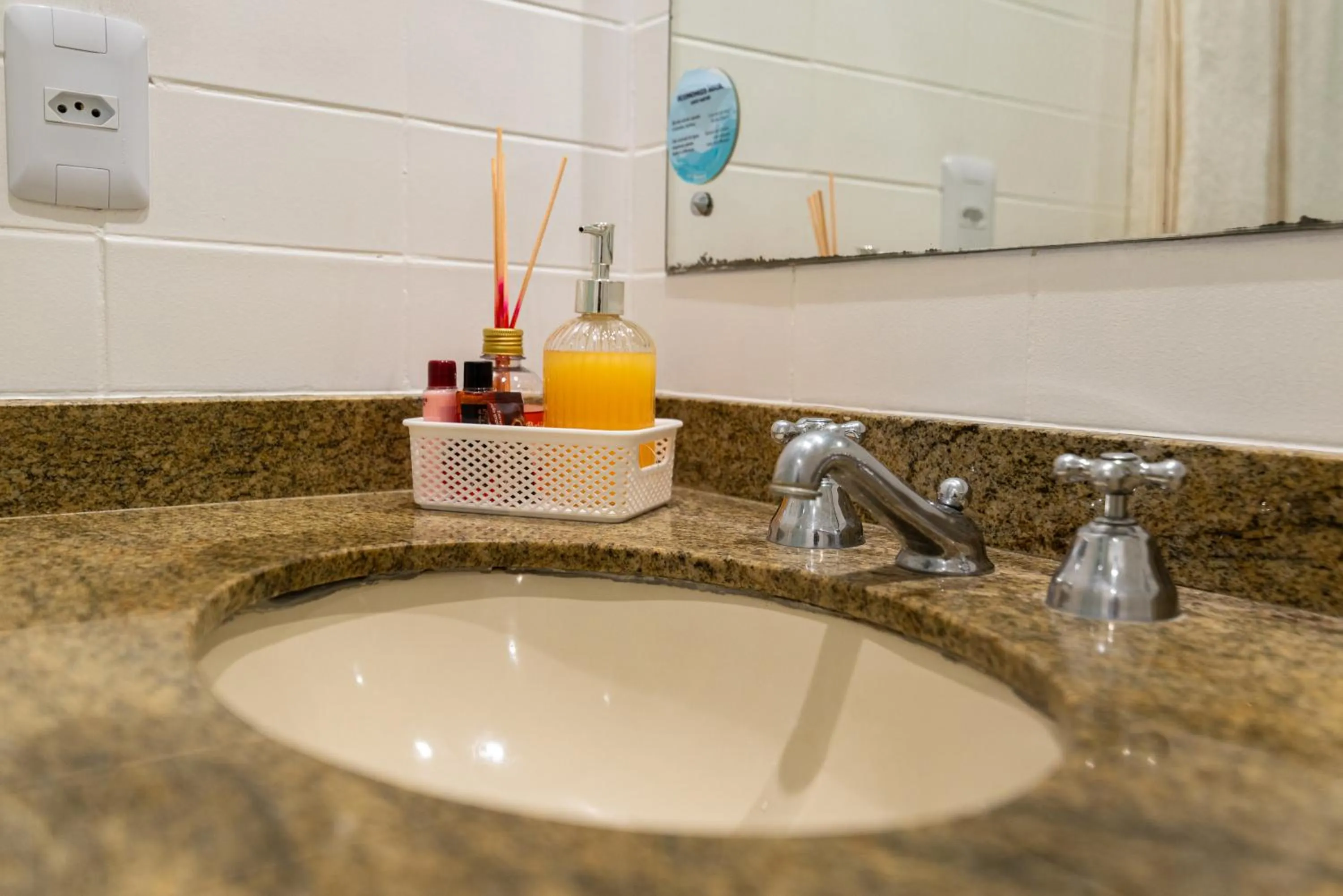 Bathroom in Metropolitan Flats